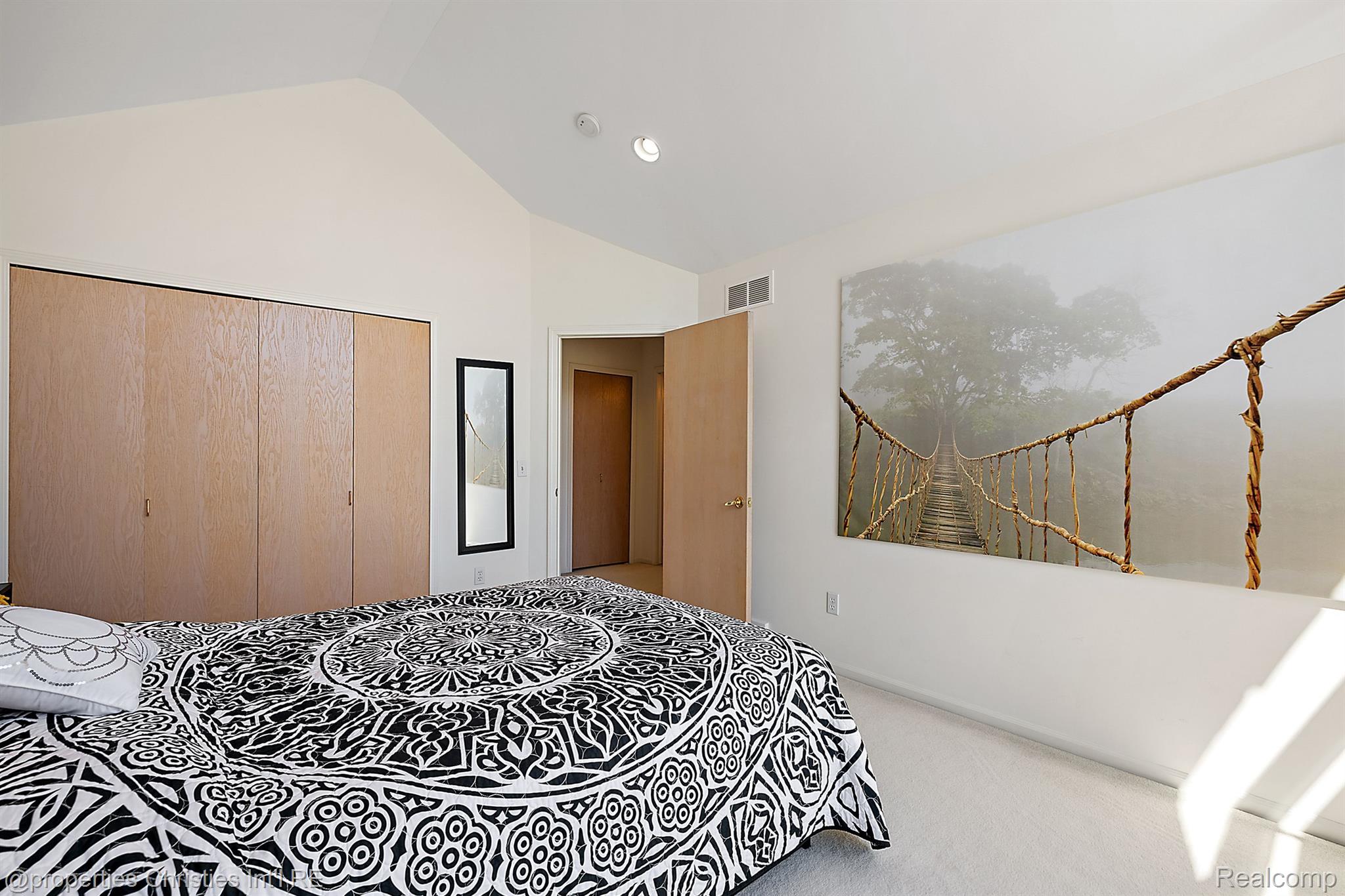 1428 Bradbury Drive