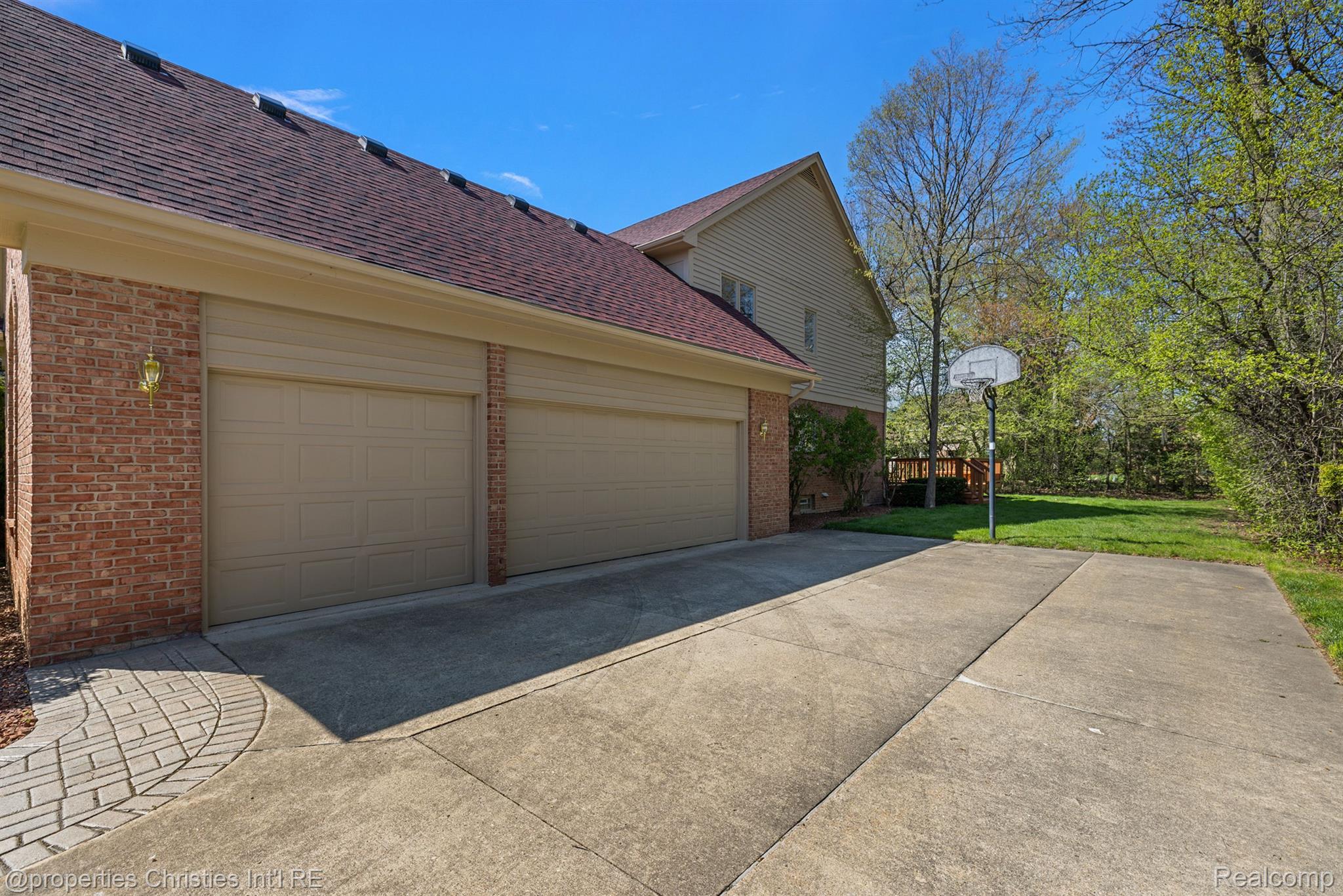 1428 Bradbury Drive