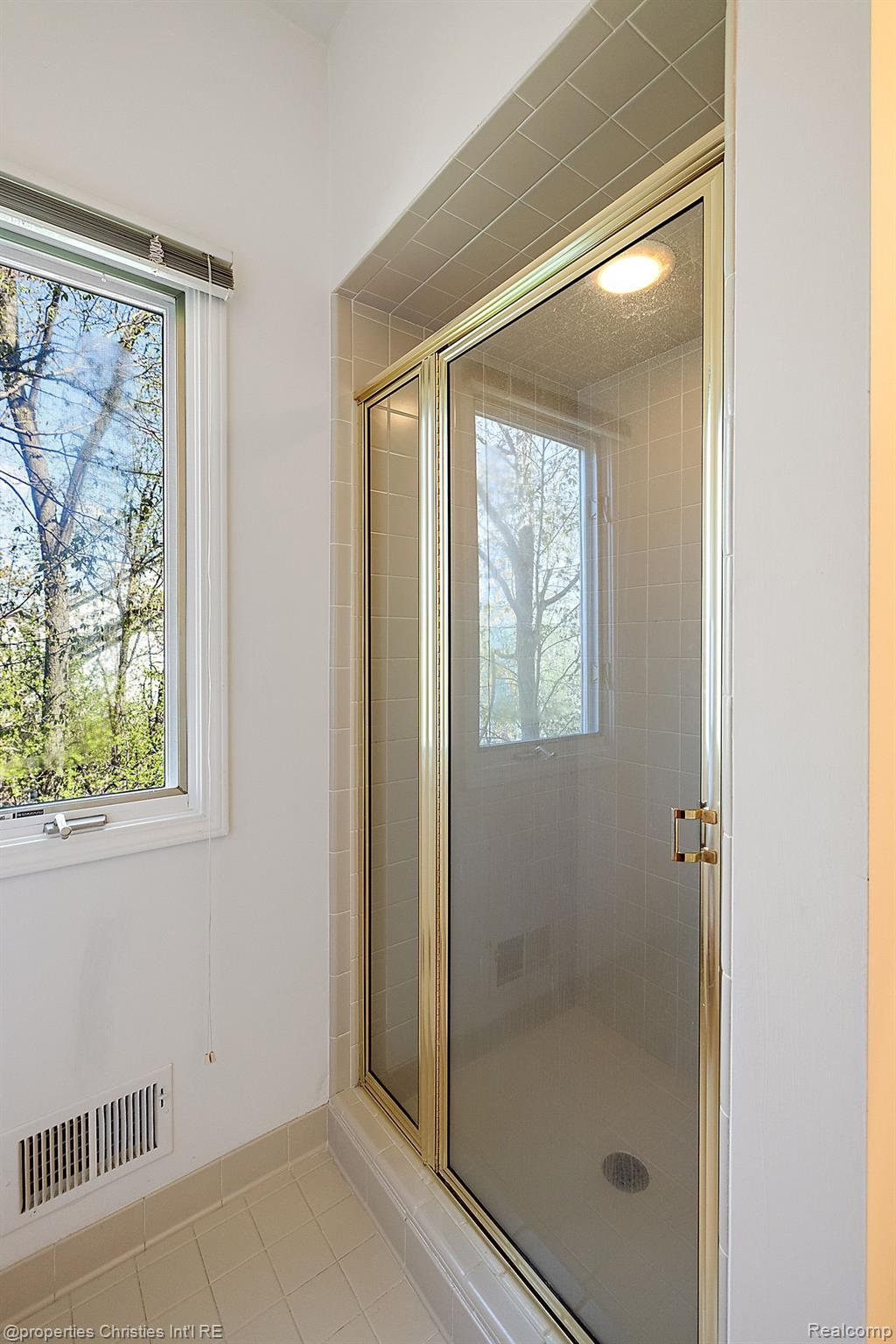 1428 Bradbury Drive