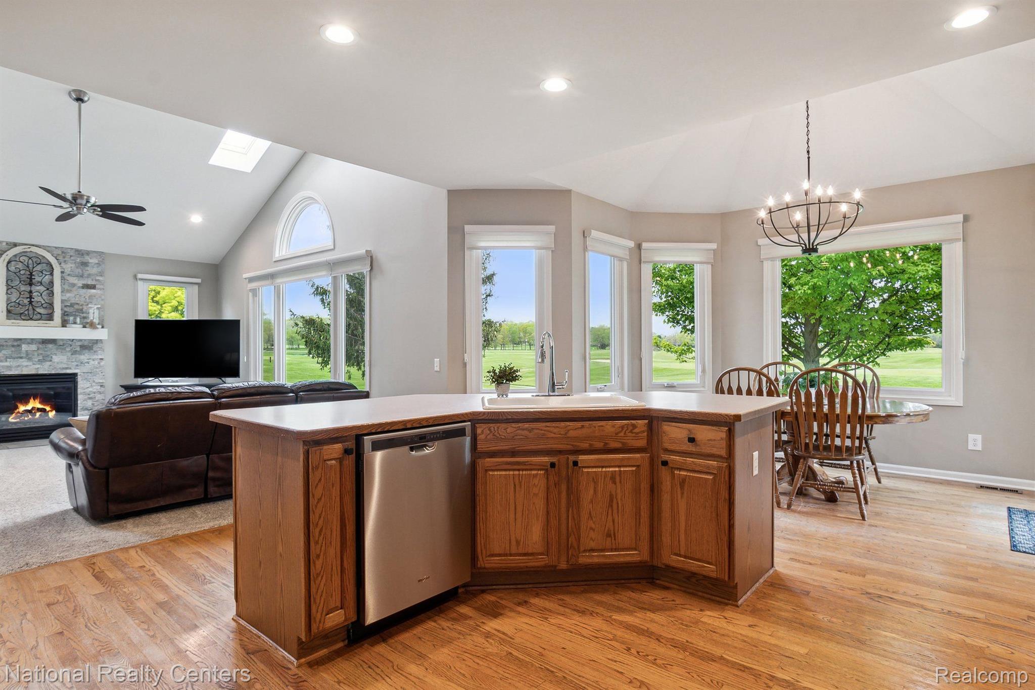 1234 SAINT ANDREWS