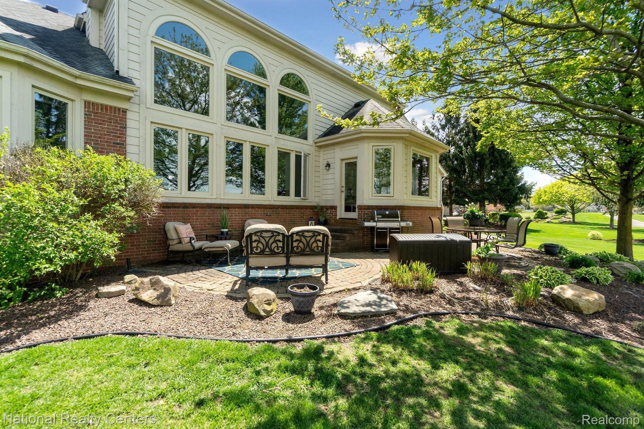 1234 SAINT ANDREWS