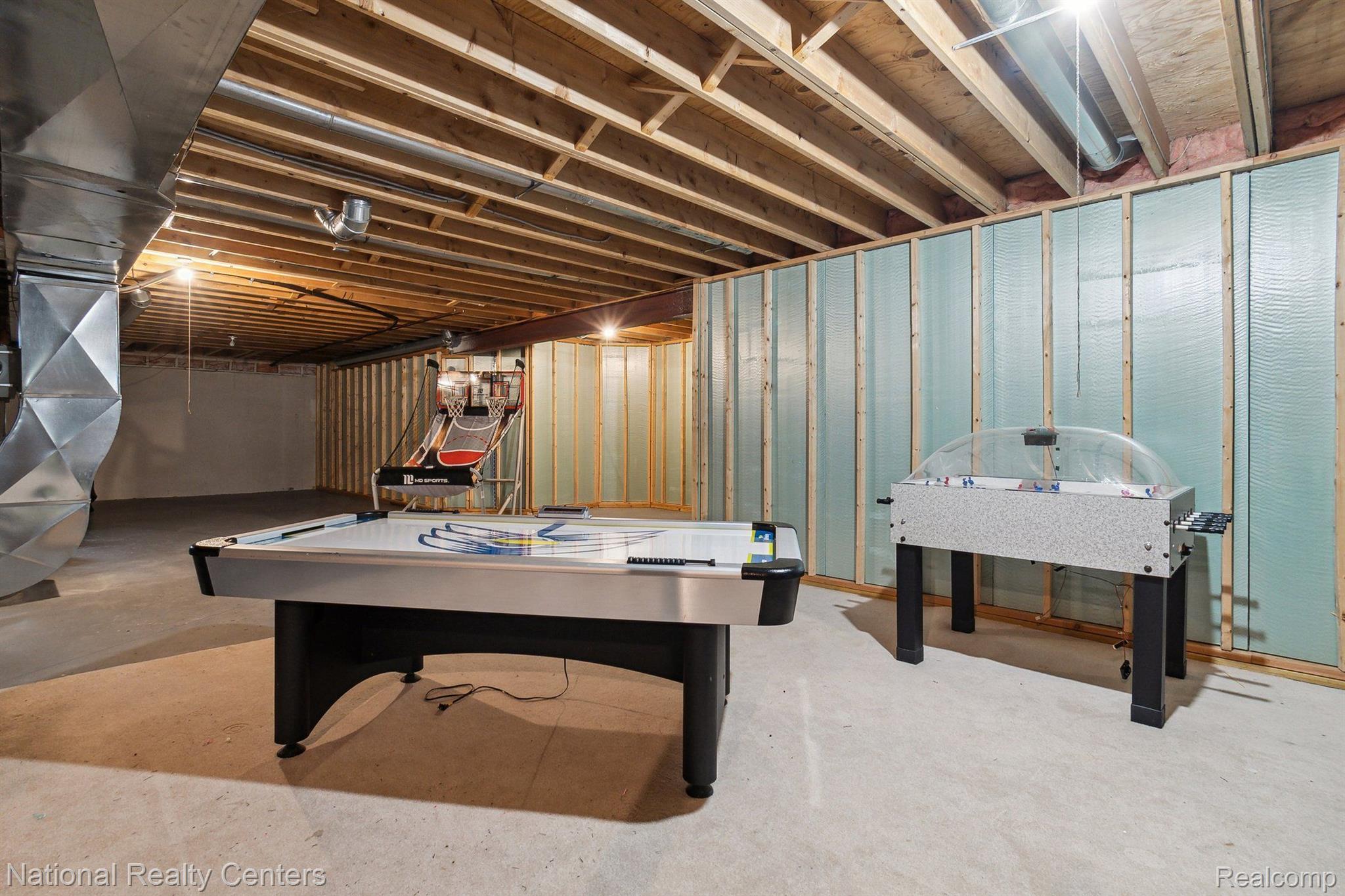 1234 SAINT ANDREWS