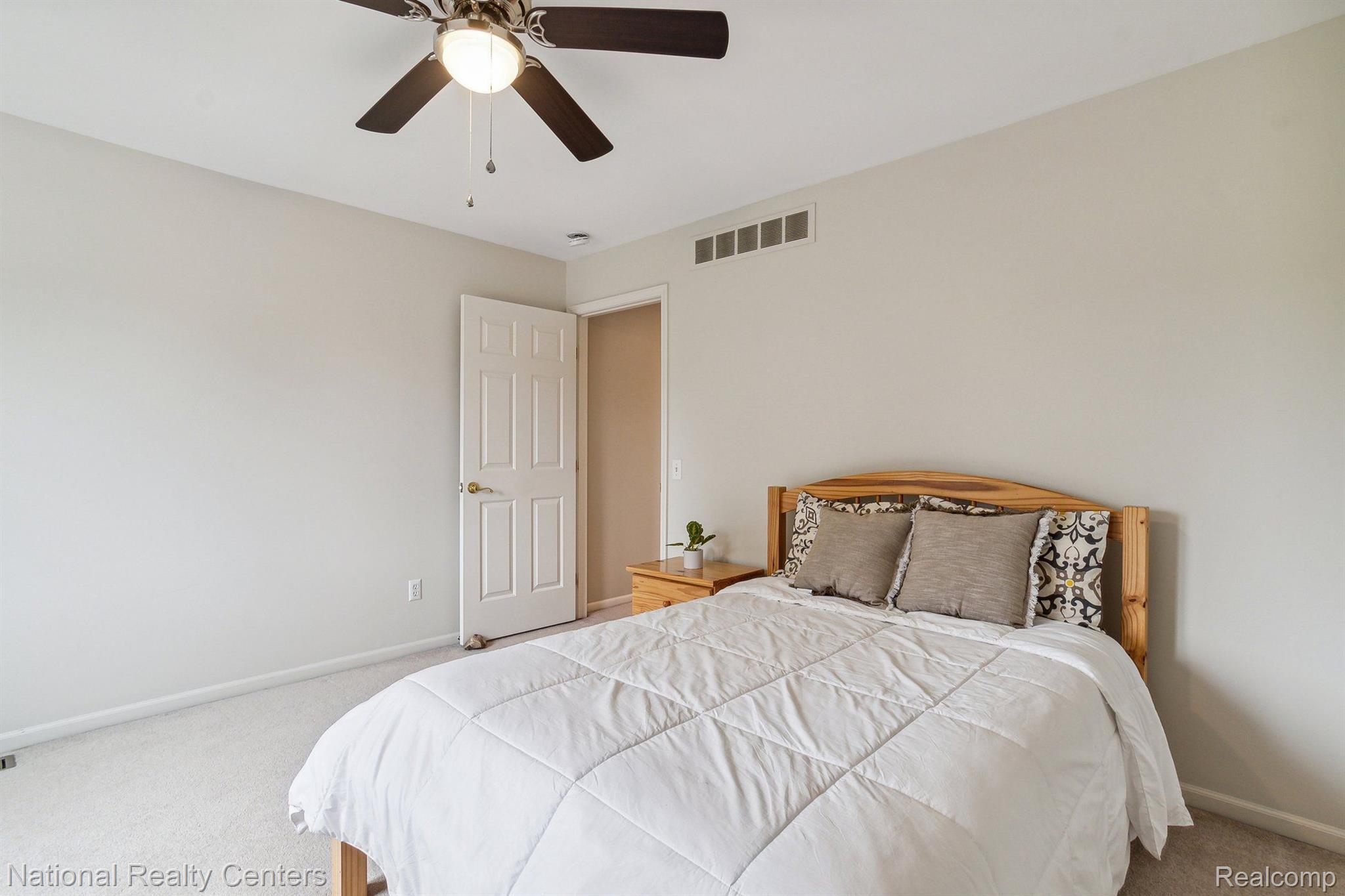 1234 SAINT ANDREWS