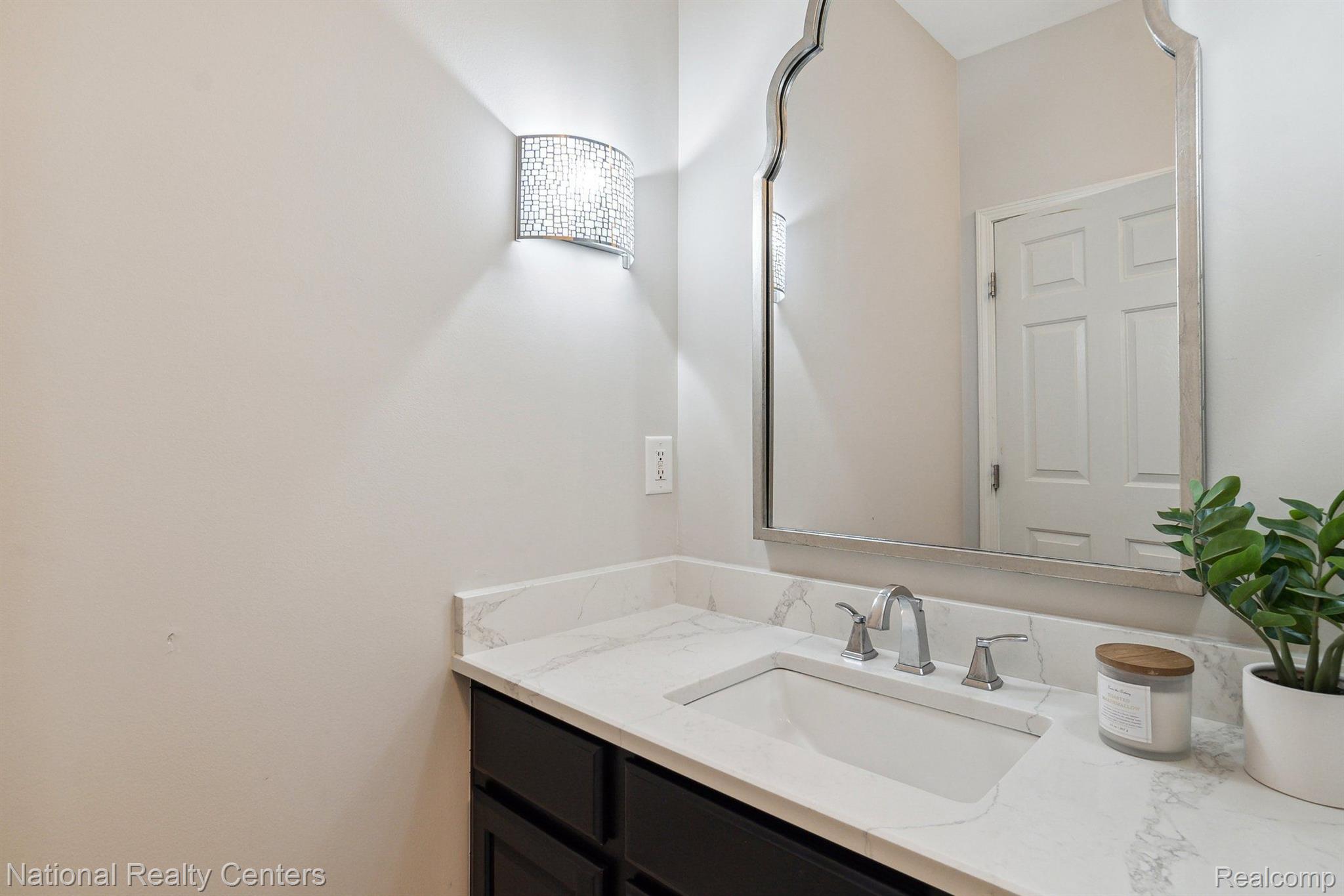 1234 SAINT ANDREWS