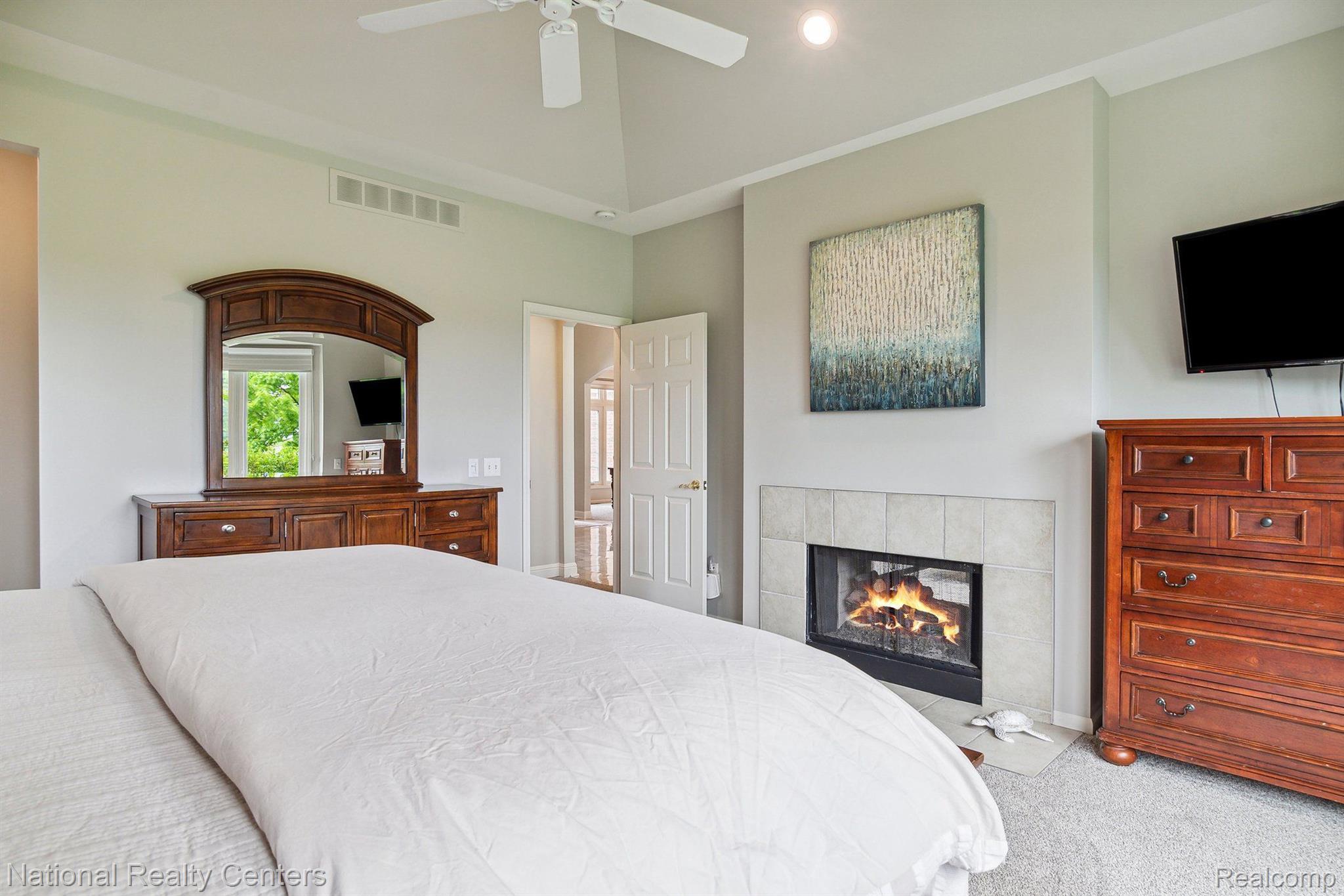 1234 SAINT ANDREWS