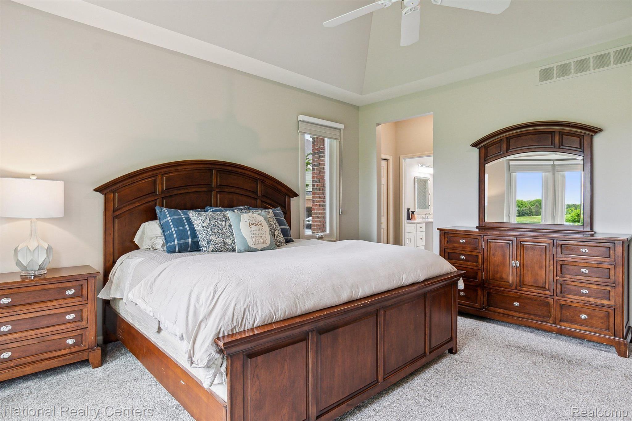 1234 SAINT ANDREWS