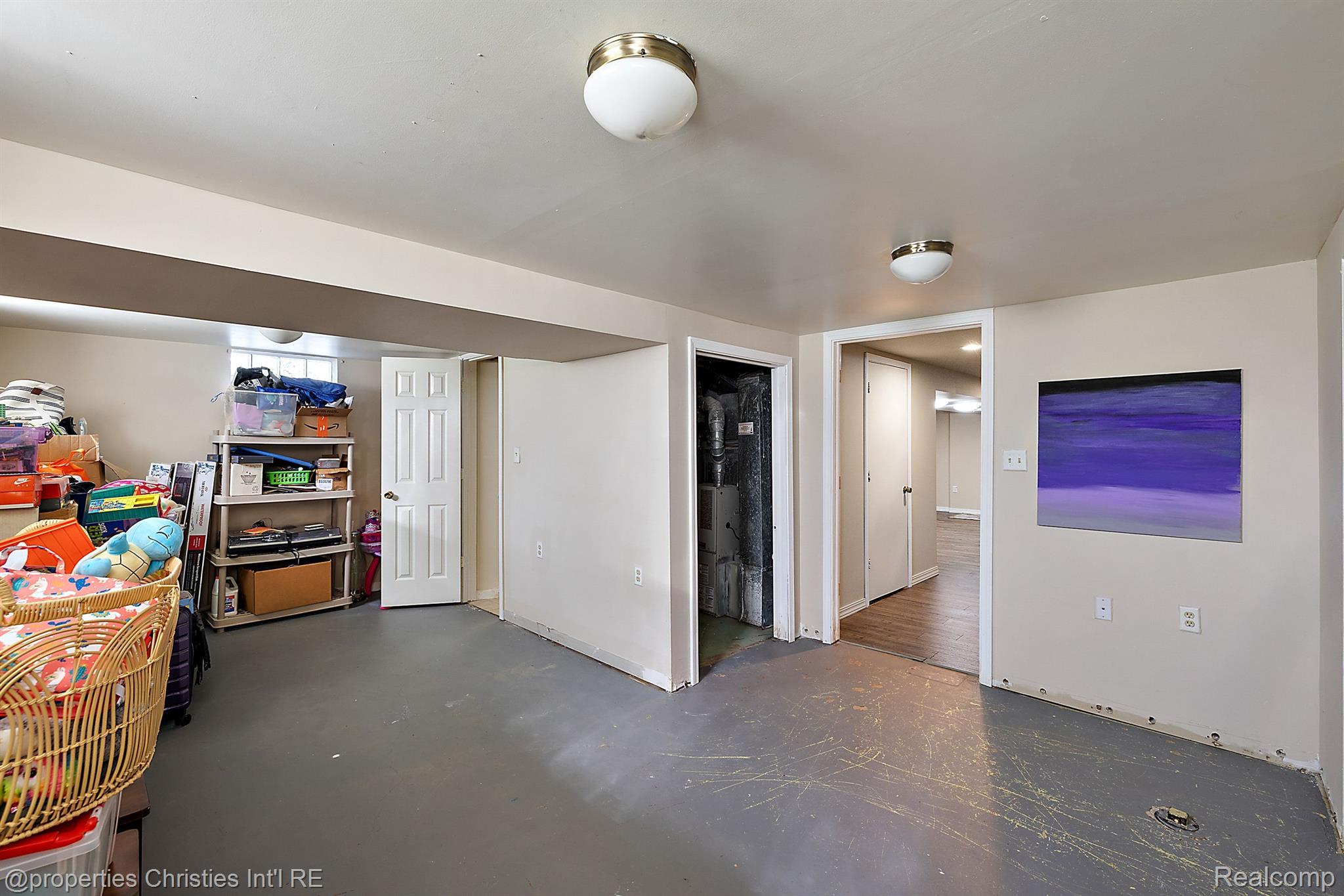 1196 Vassar