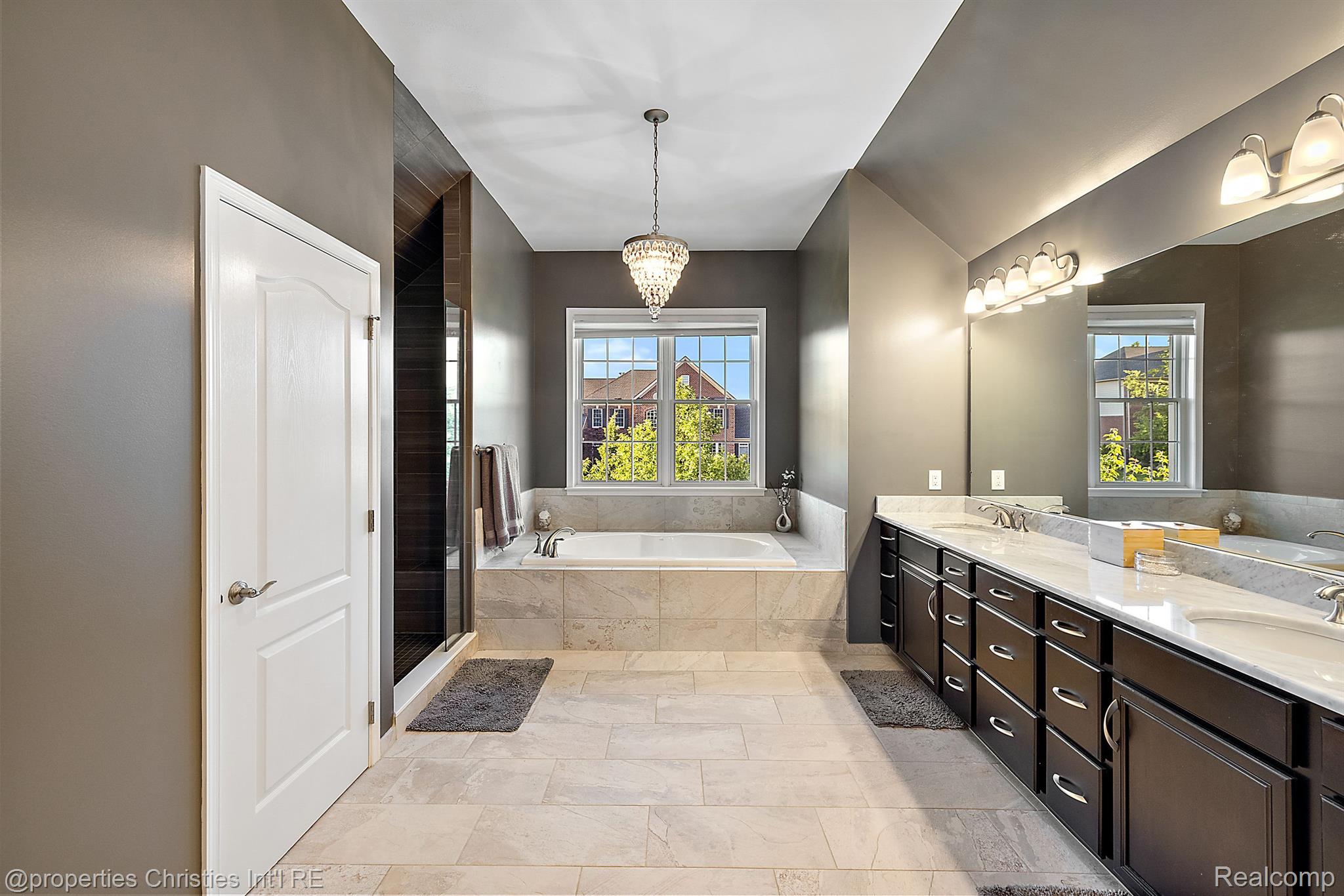 50505 BRIAR RIDGE Lane