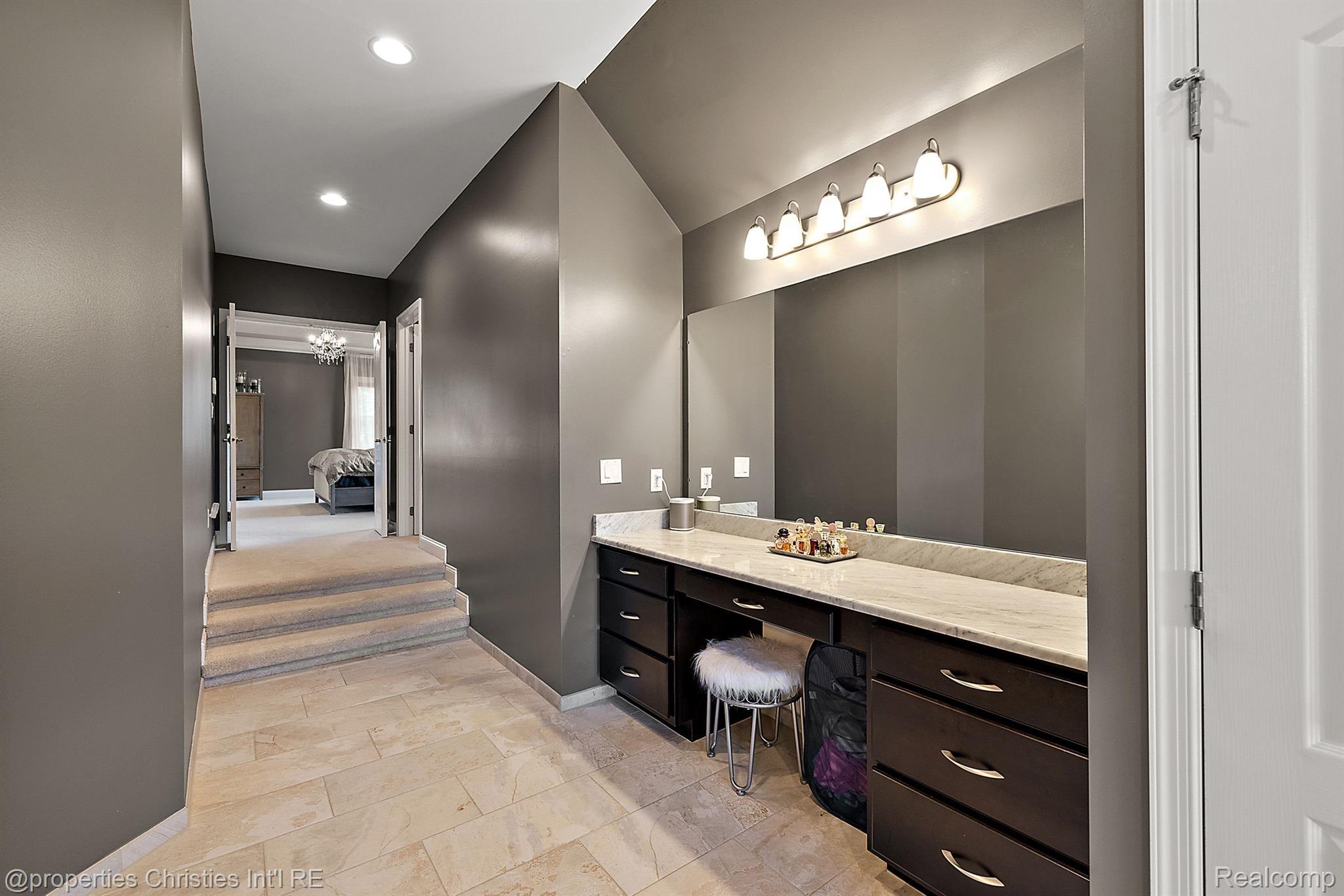 50505 BRIAR RIDGE Lane