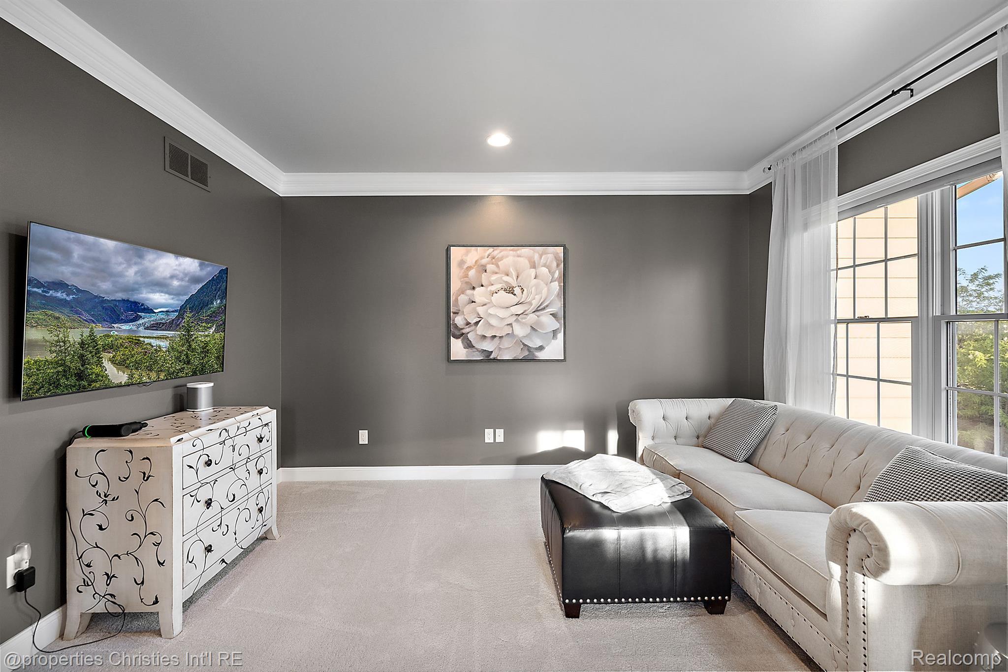 50505 BRIAR RIDGE Lane