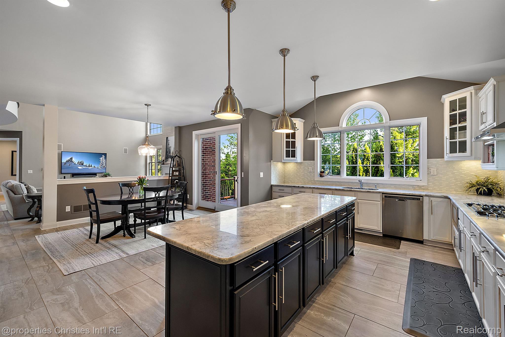 50505 BRIAR RIDGE Lane