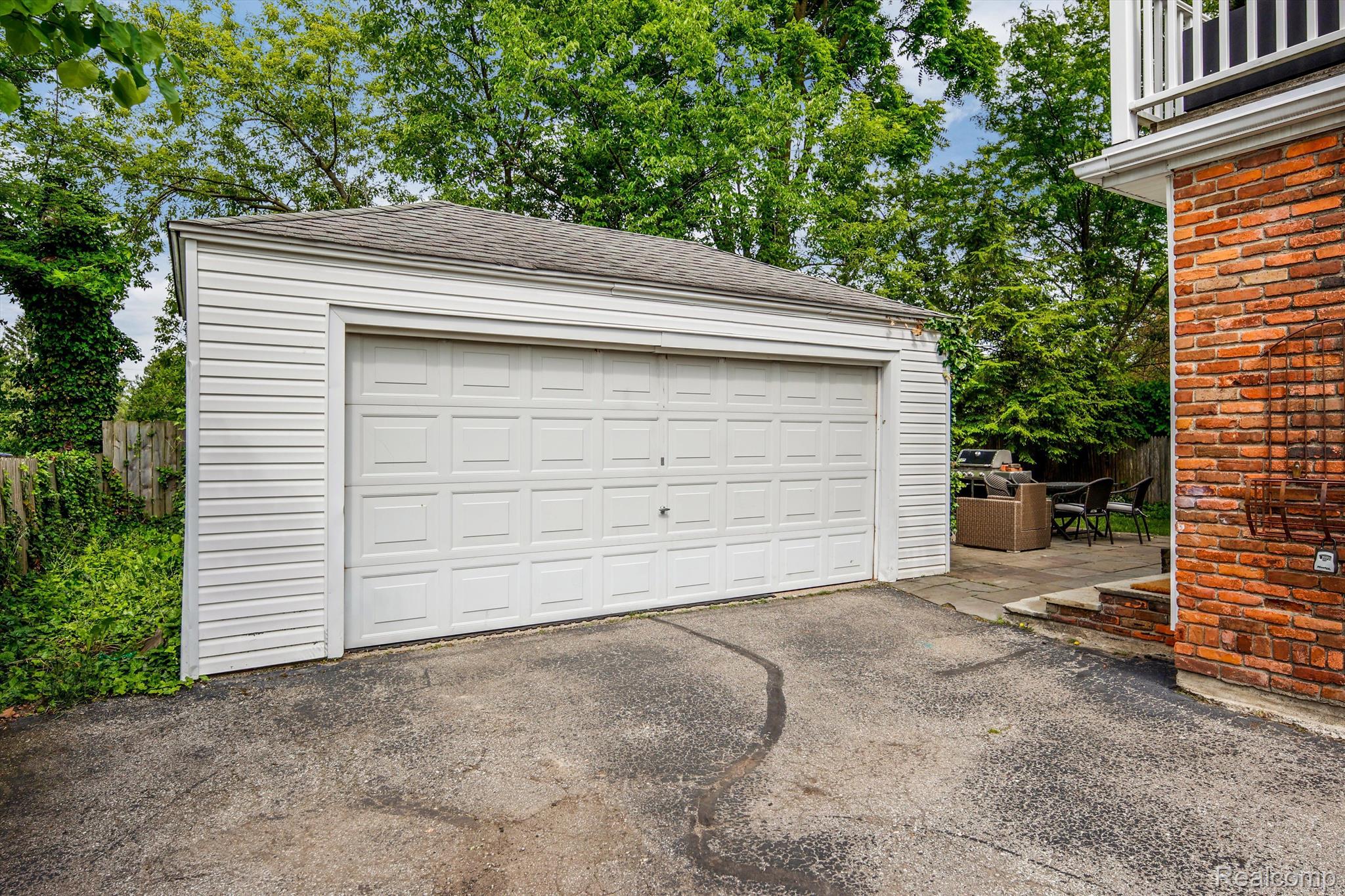 286 PLEASANT Street