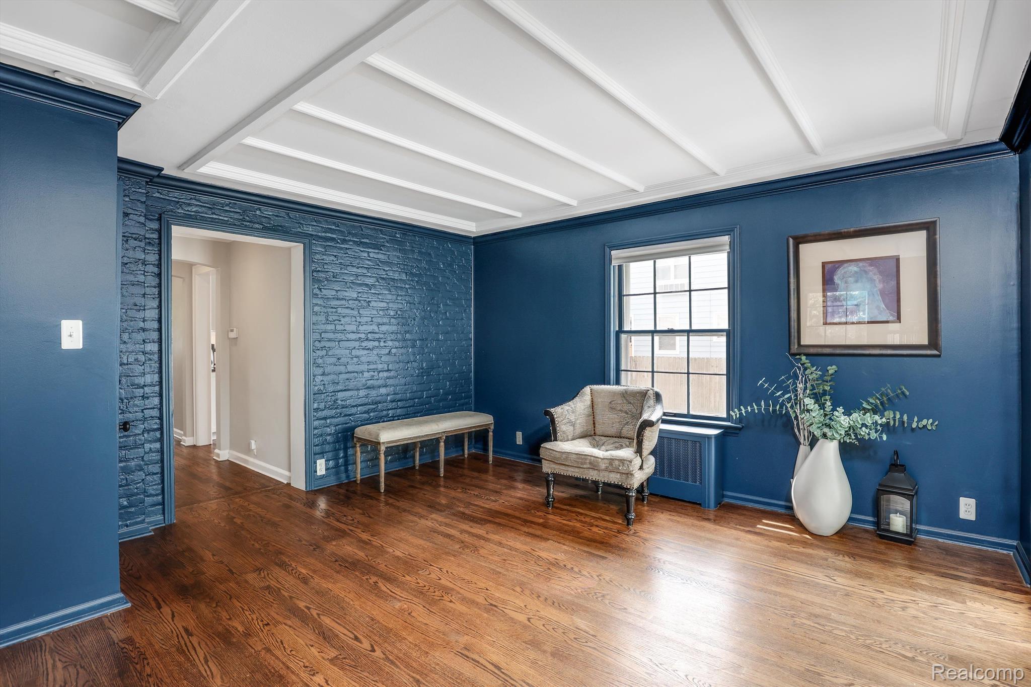 286 PLEASANT Street
