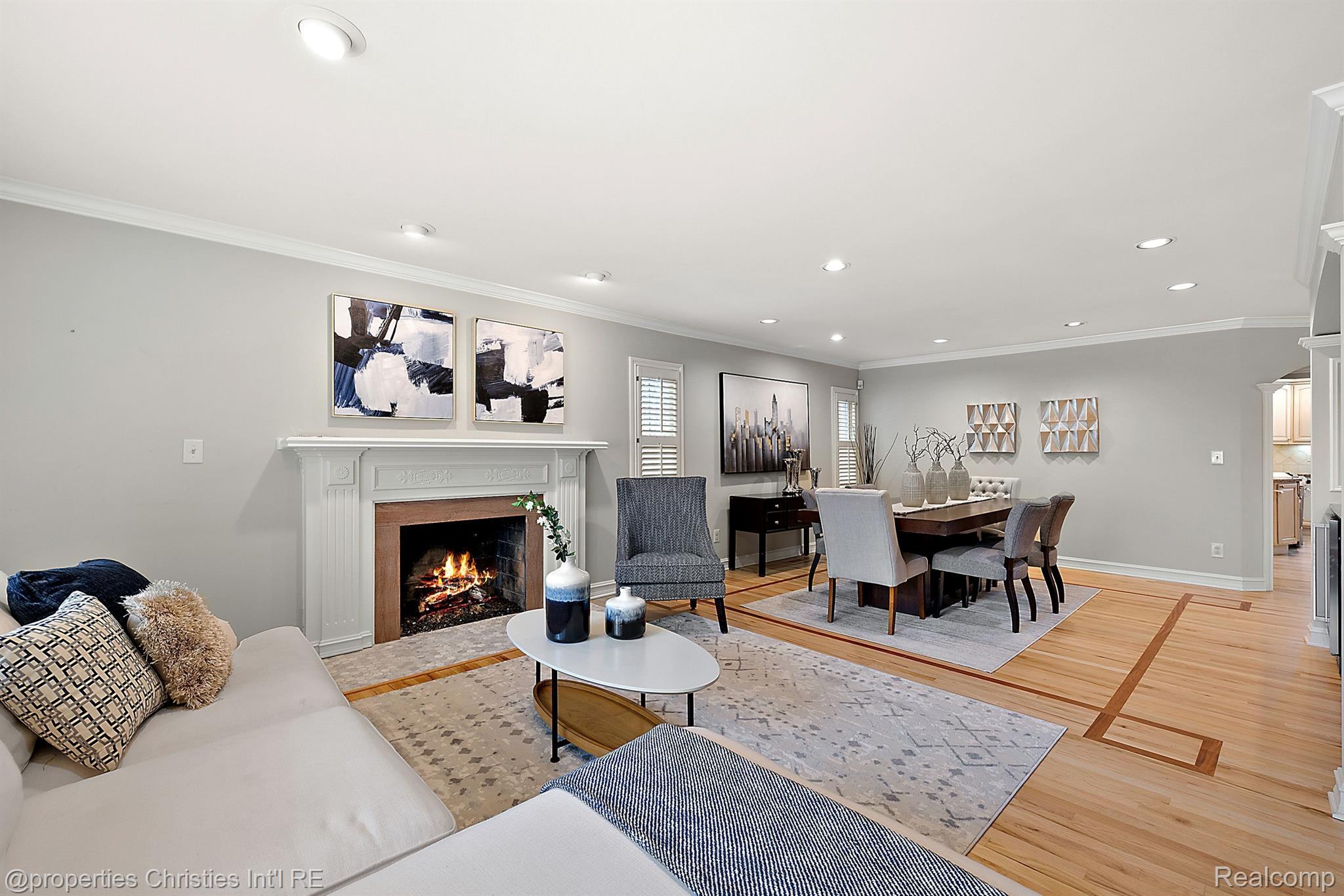 2298 W Lincoln Street