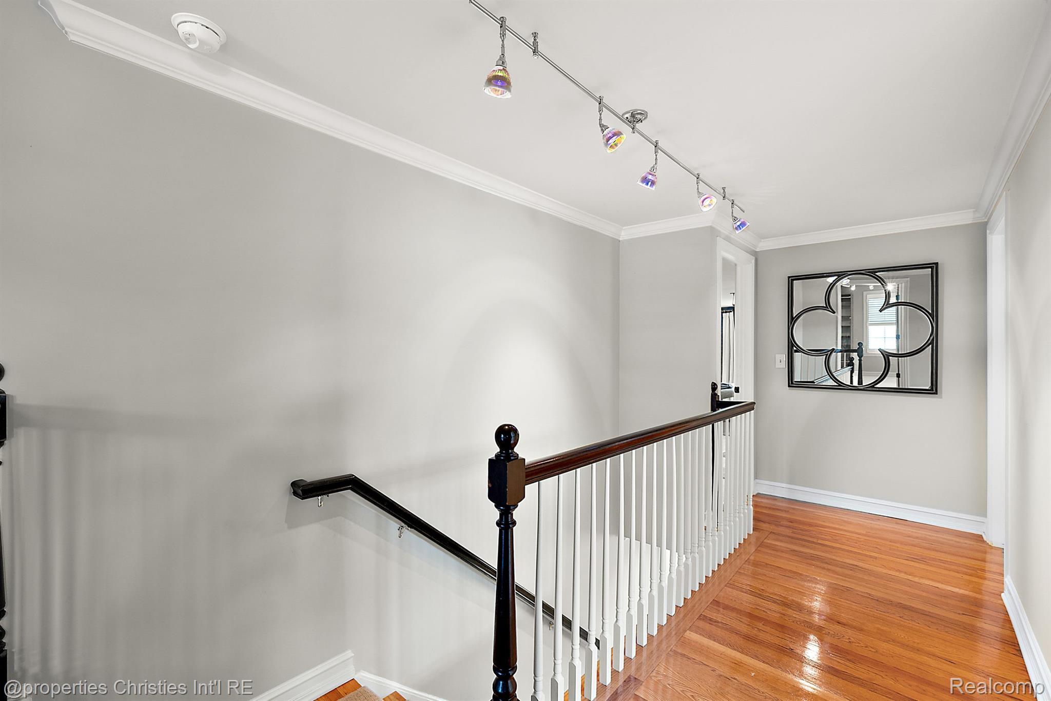 2298 W Lincoln Street