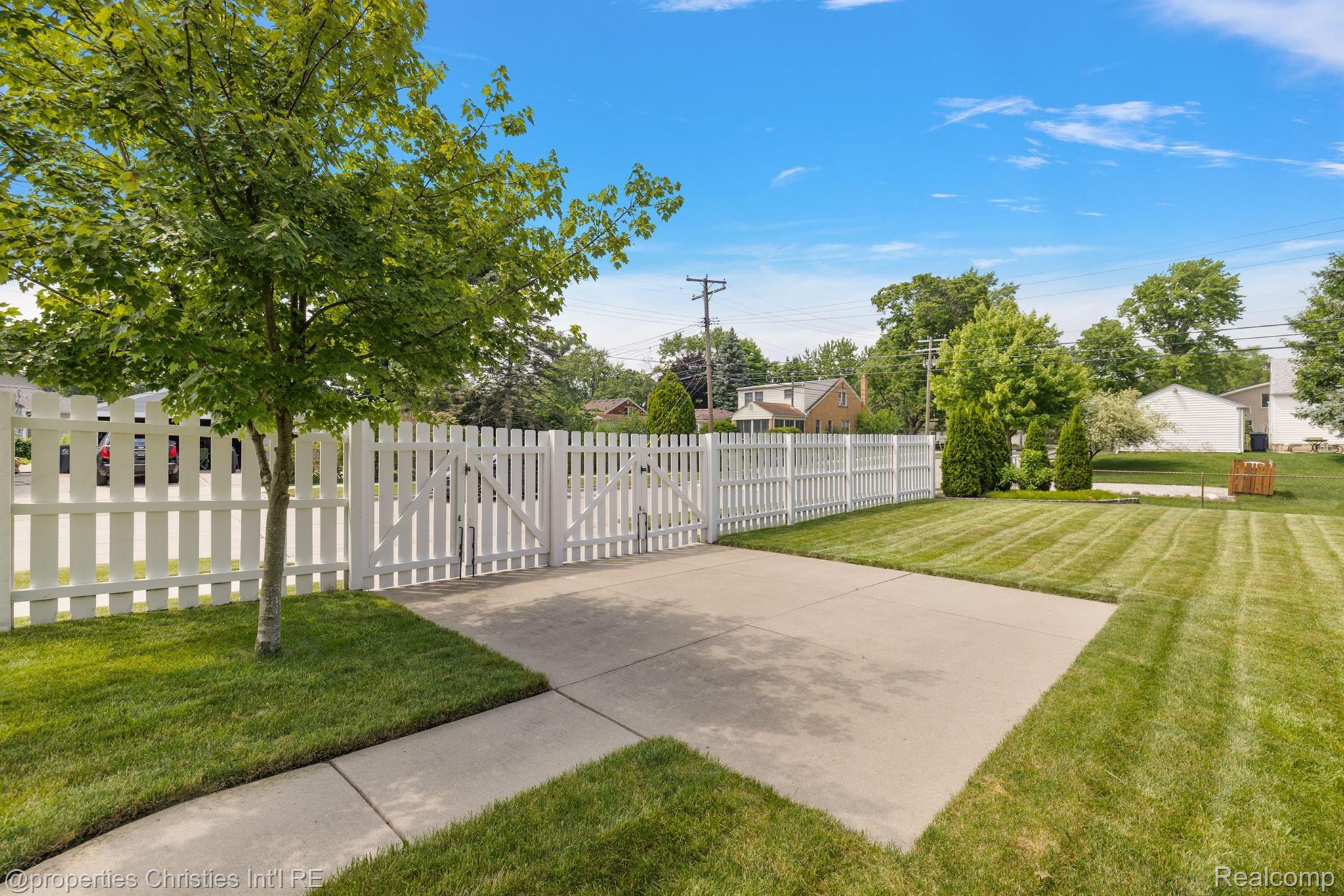 303 Midland Boulevard