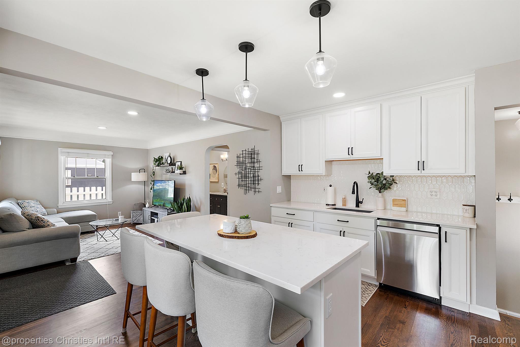 303 Midland Boulevard