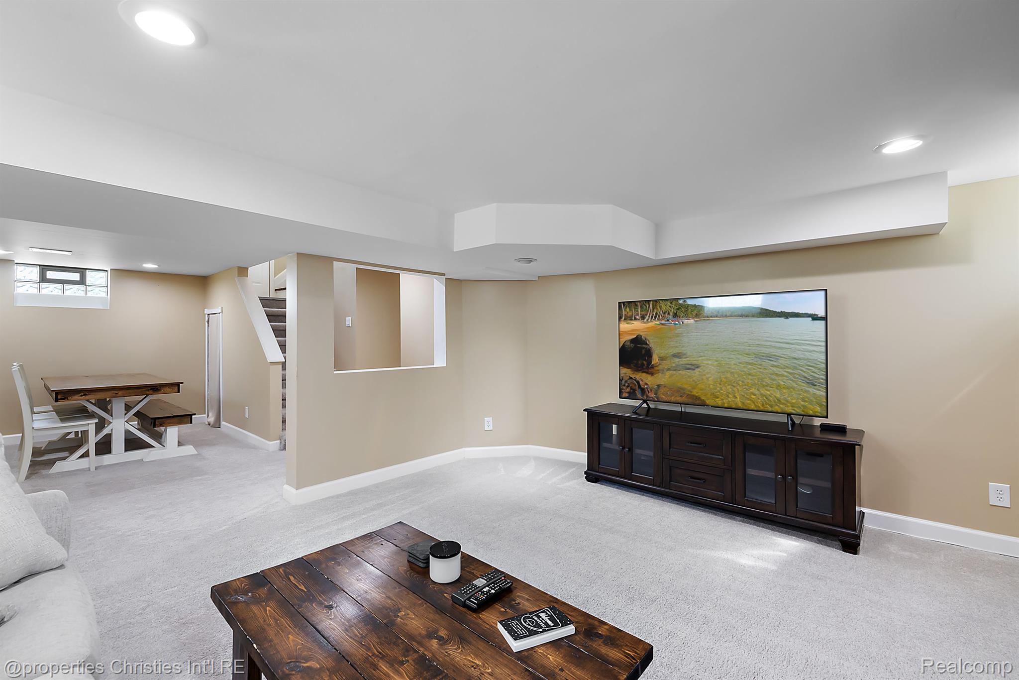 303 Midland Boulevard