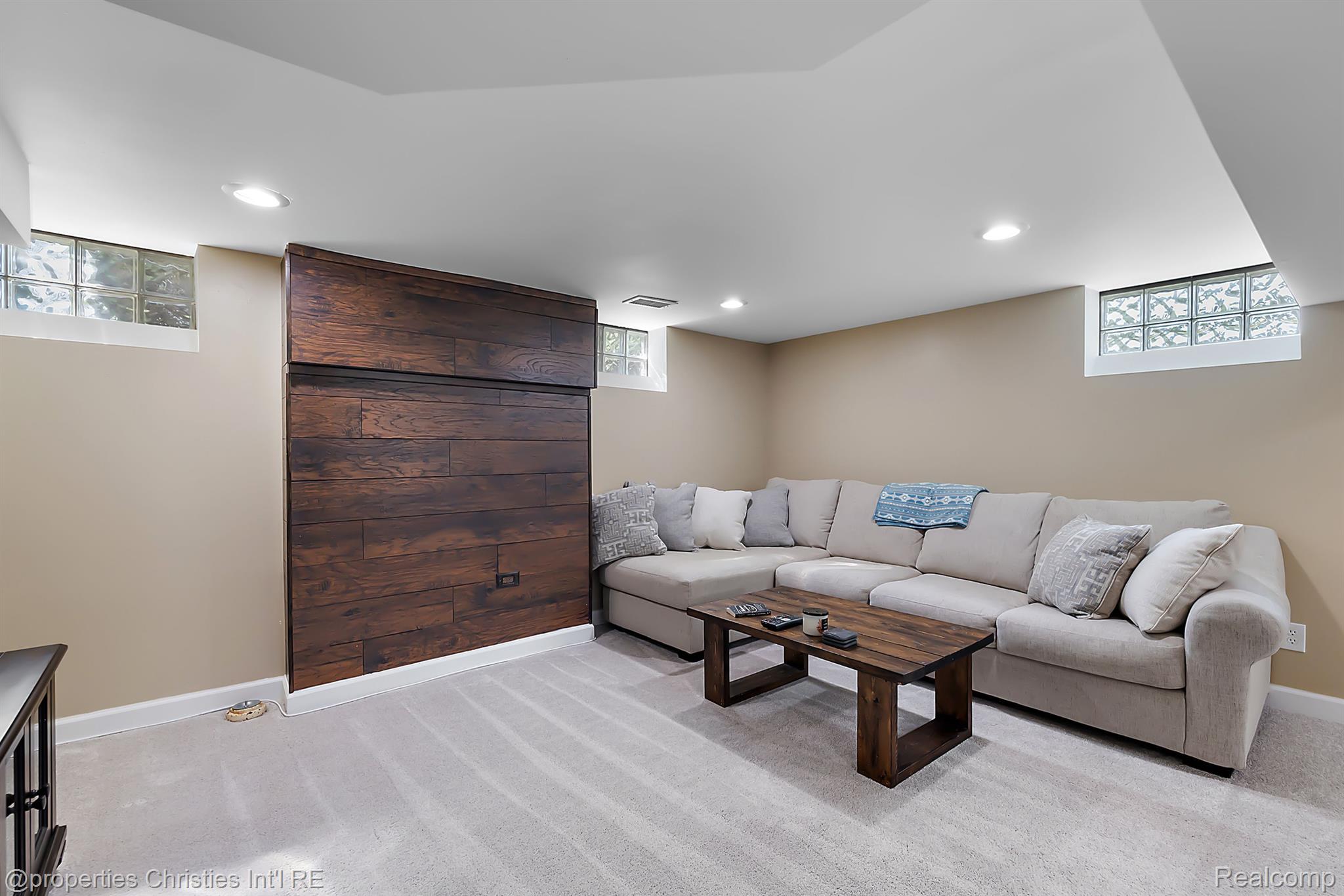 303 Midland Boulevard