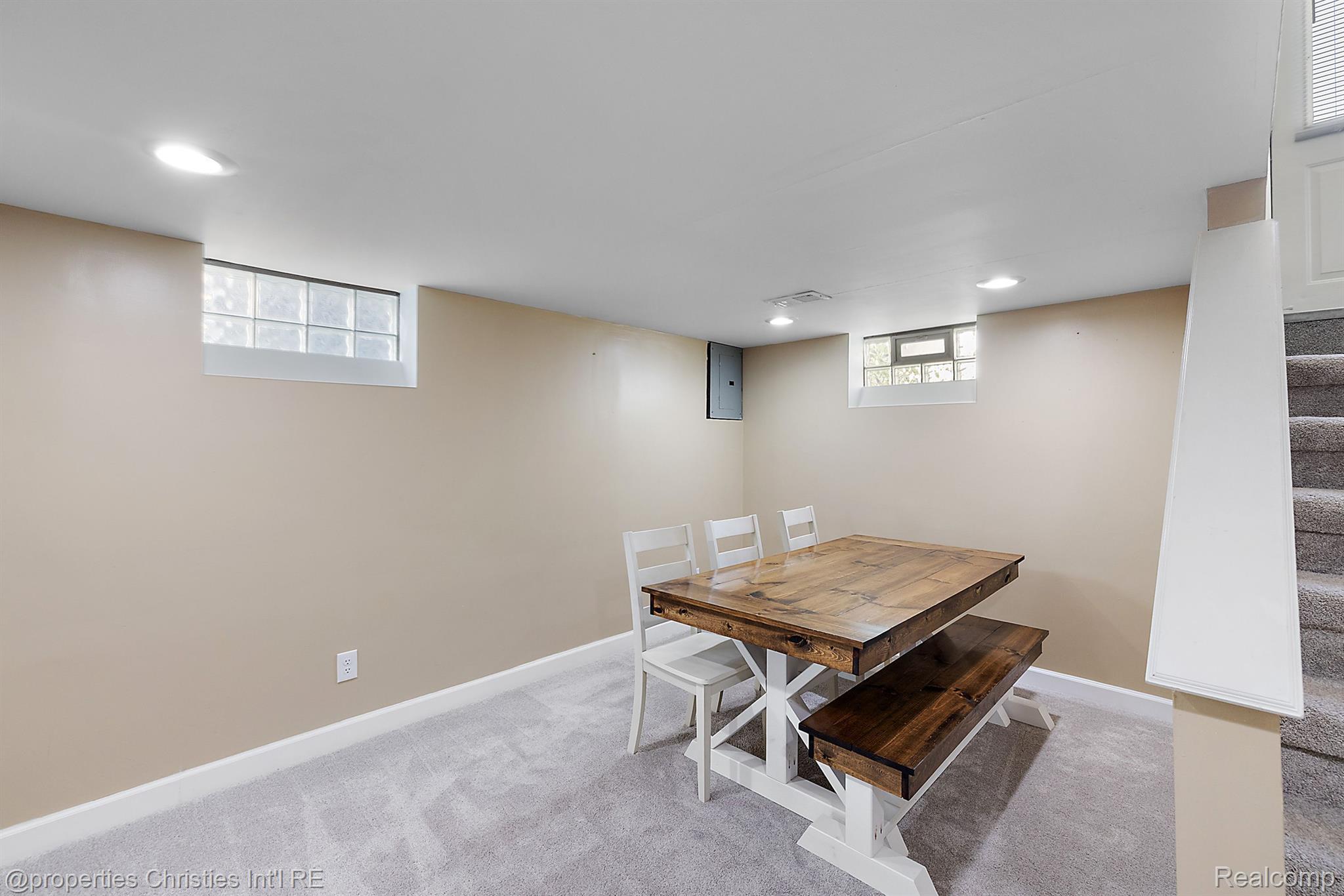 303 Midland Boulevard