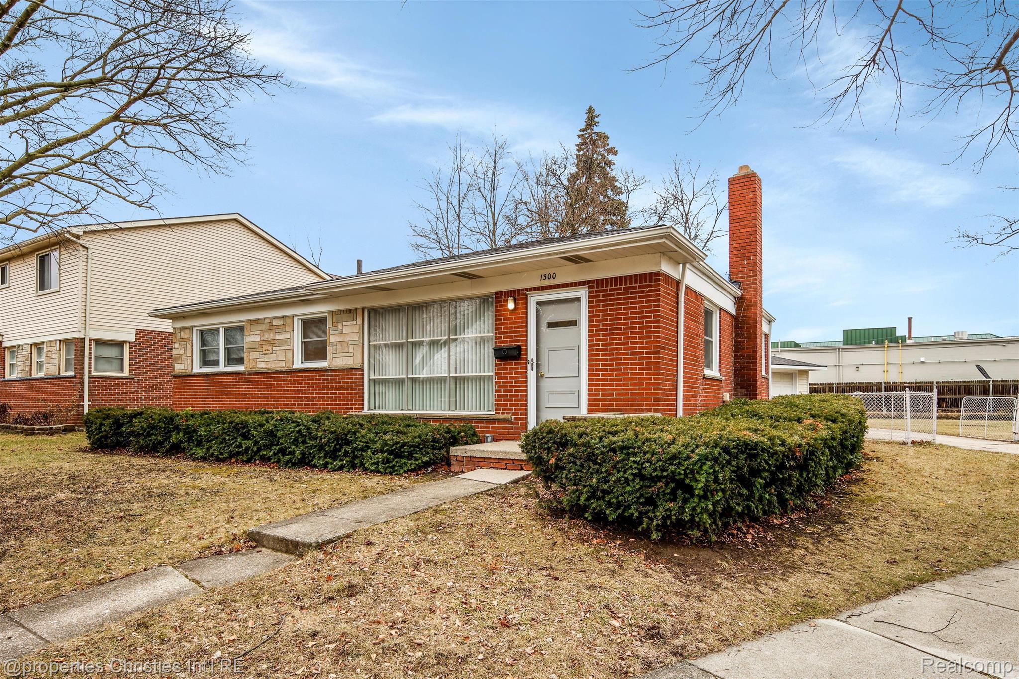 1300 Haynes Street
