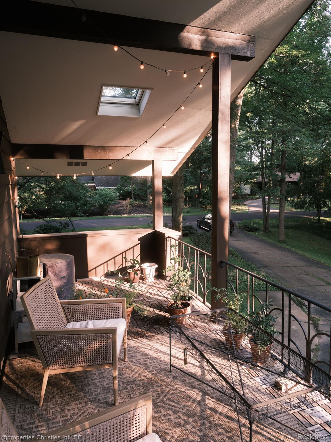 7388 LINDENMERE Drive