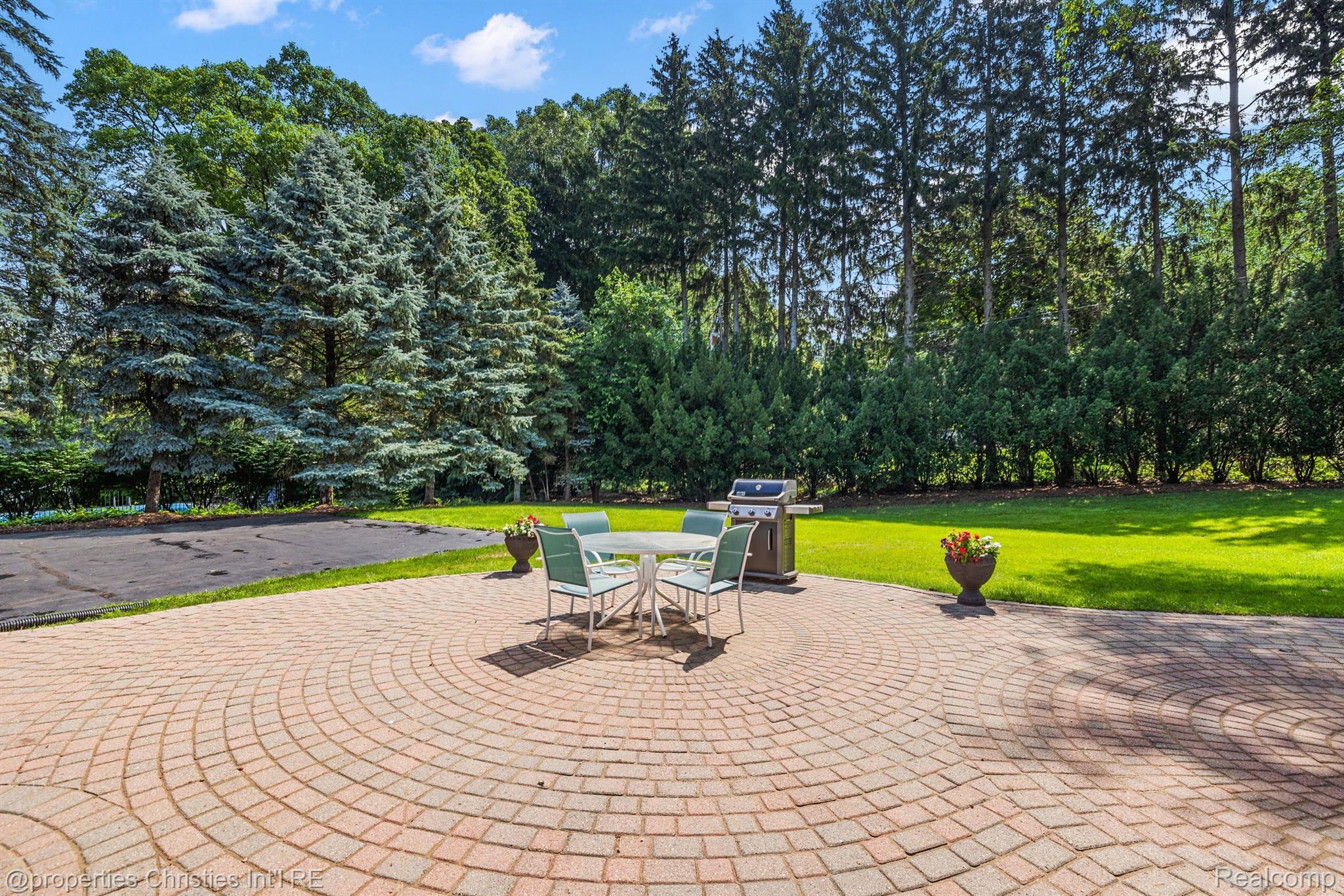 524 Kingsley Trail