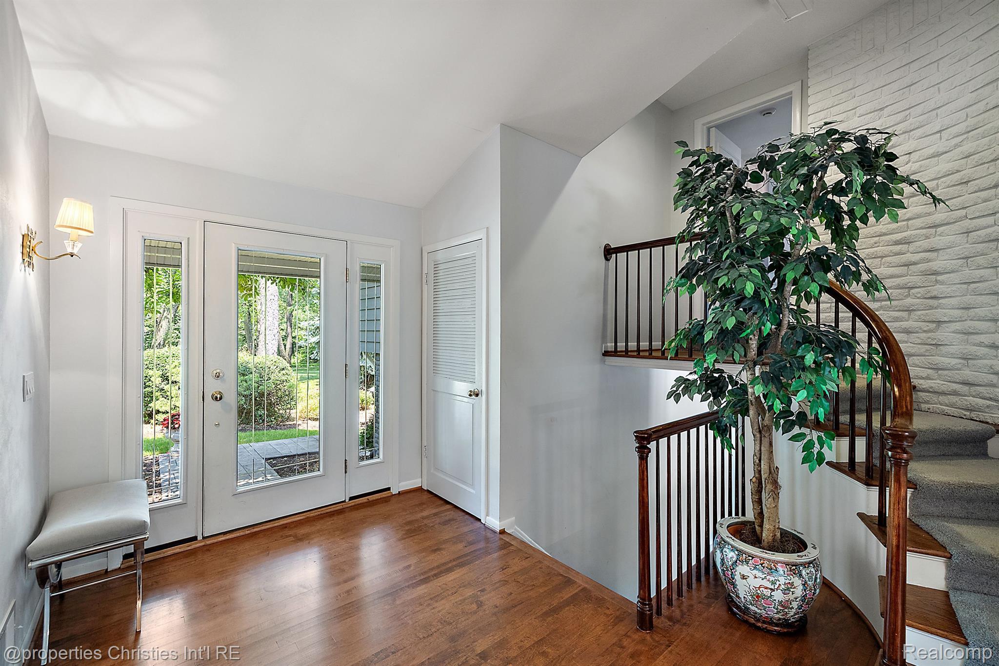 524 Kingsley Trail