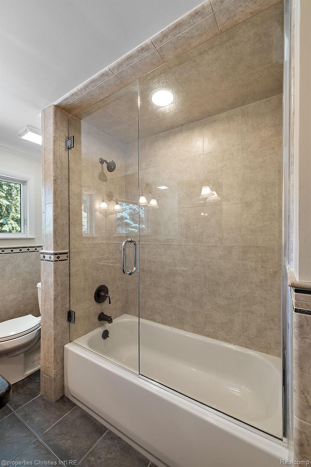 524 Kingsley Trail