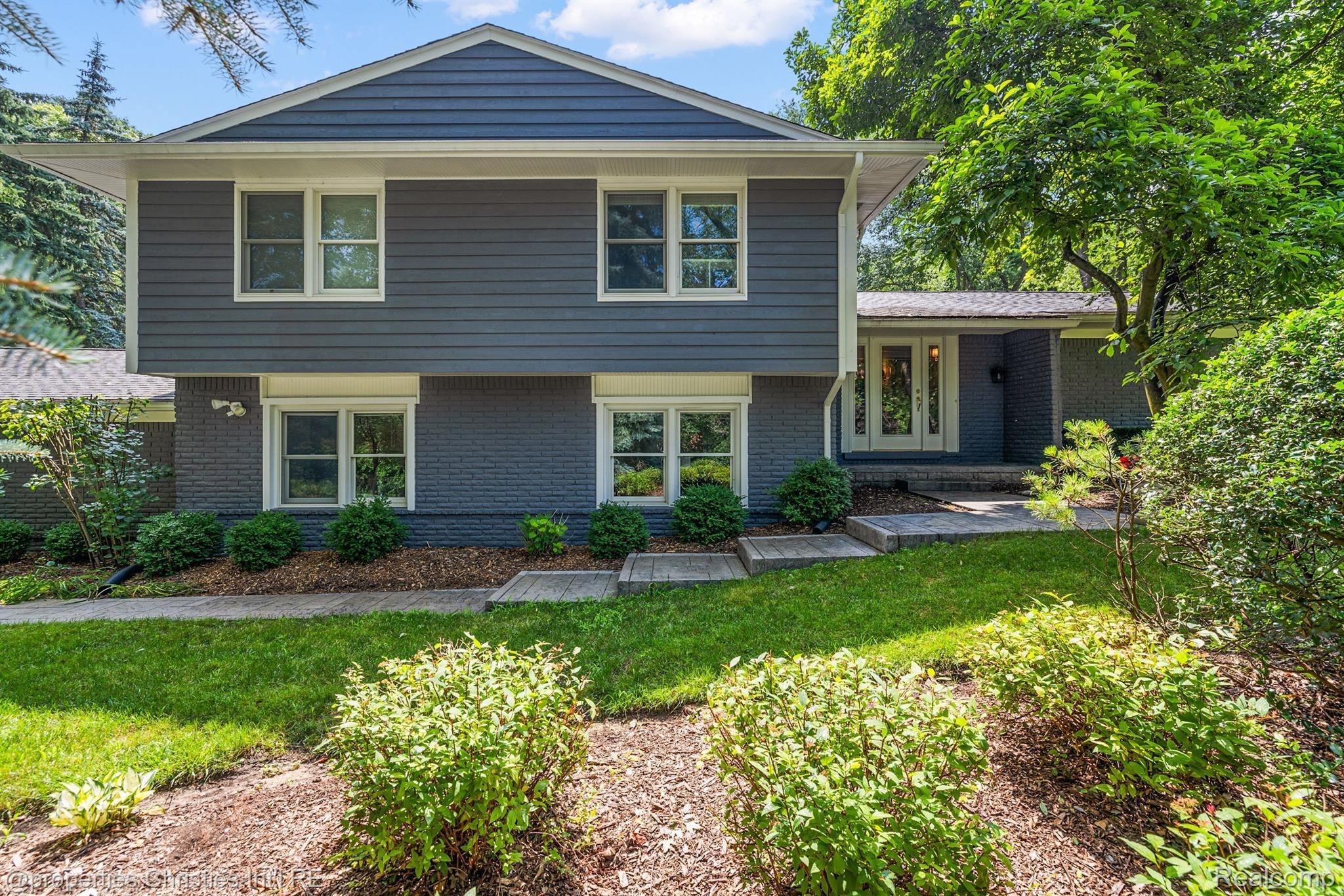 524 Kingsley Trail