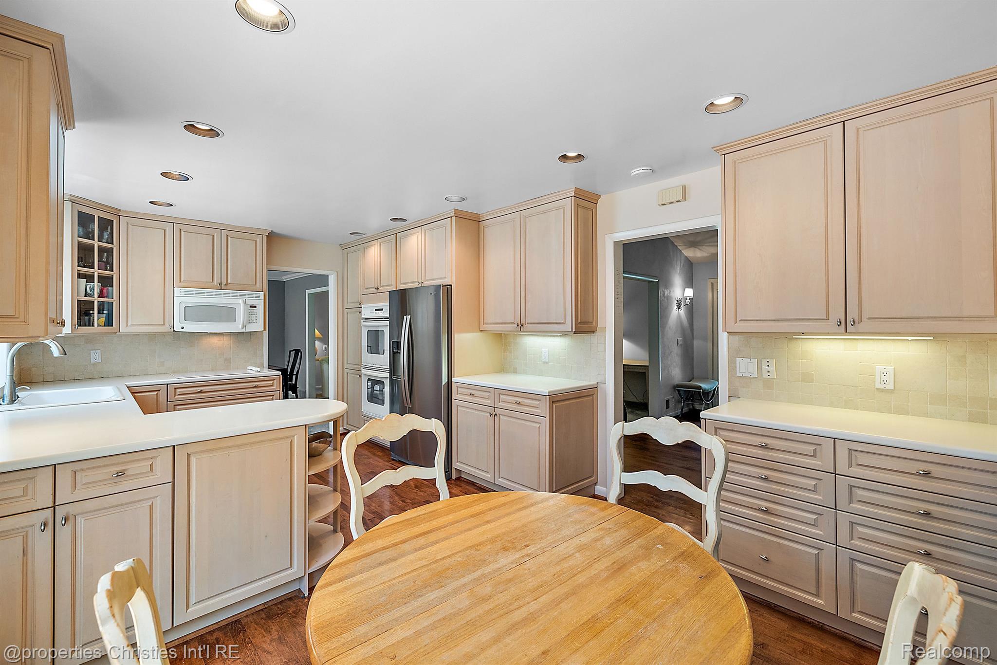 524 Kingsley Trail