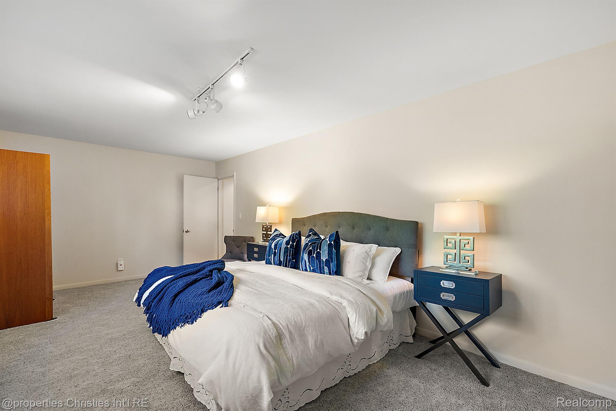 1429 Quarton Road