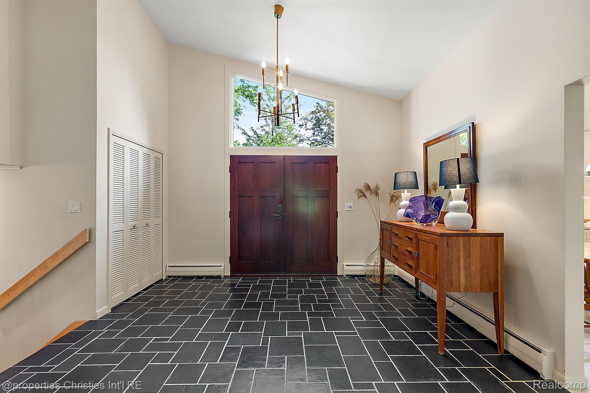 1429 Quarton Road