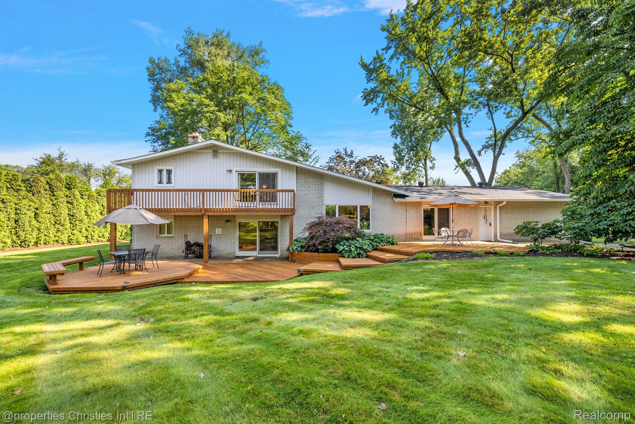 1429 Quarton Road