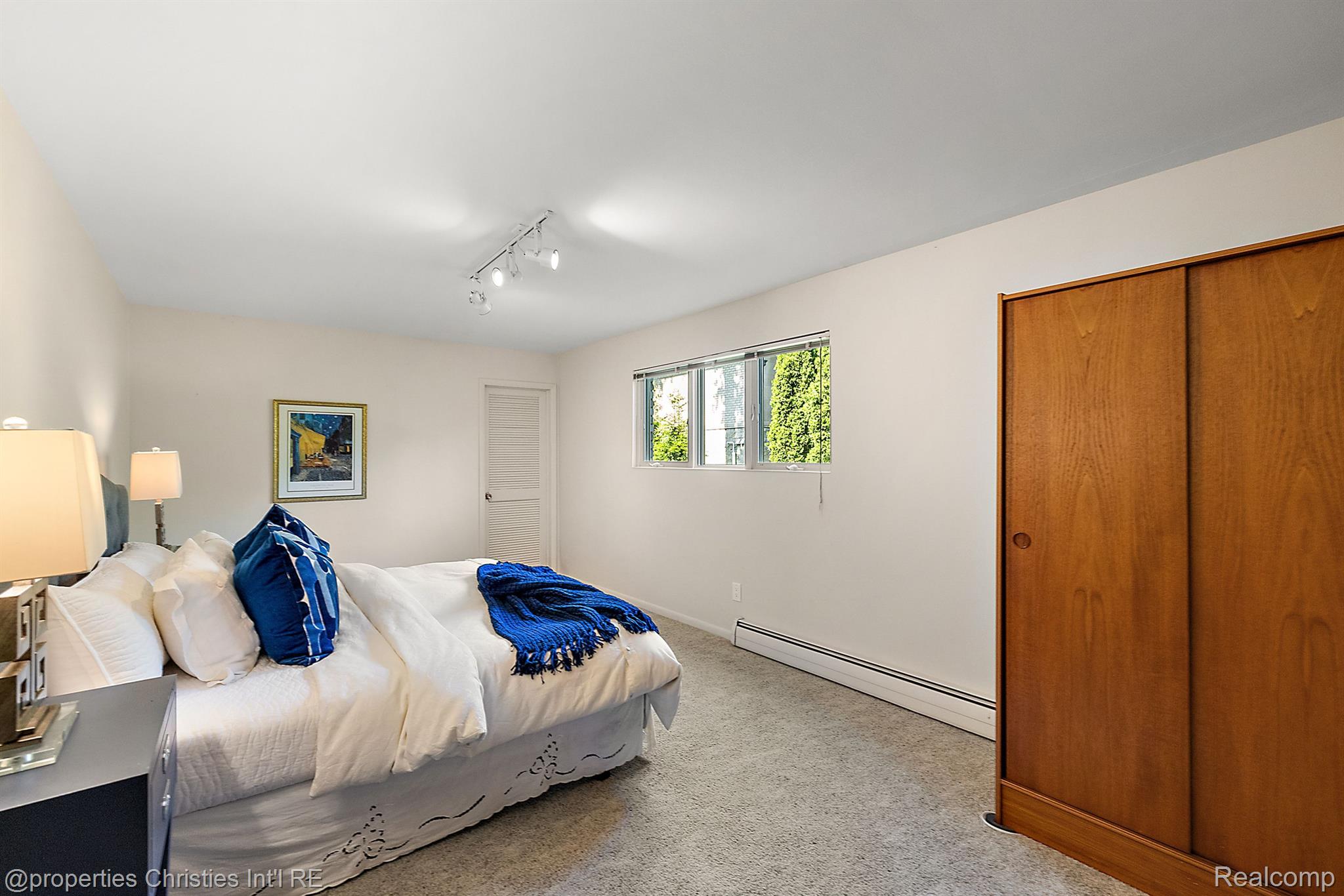 1429 Quarton Road