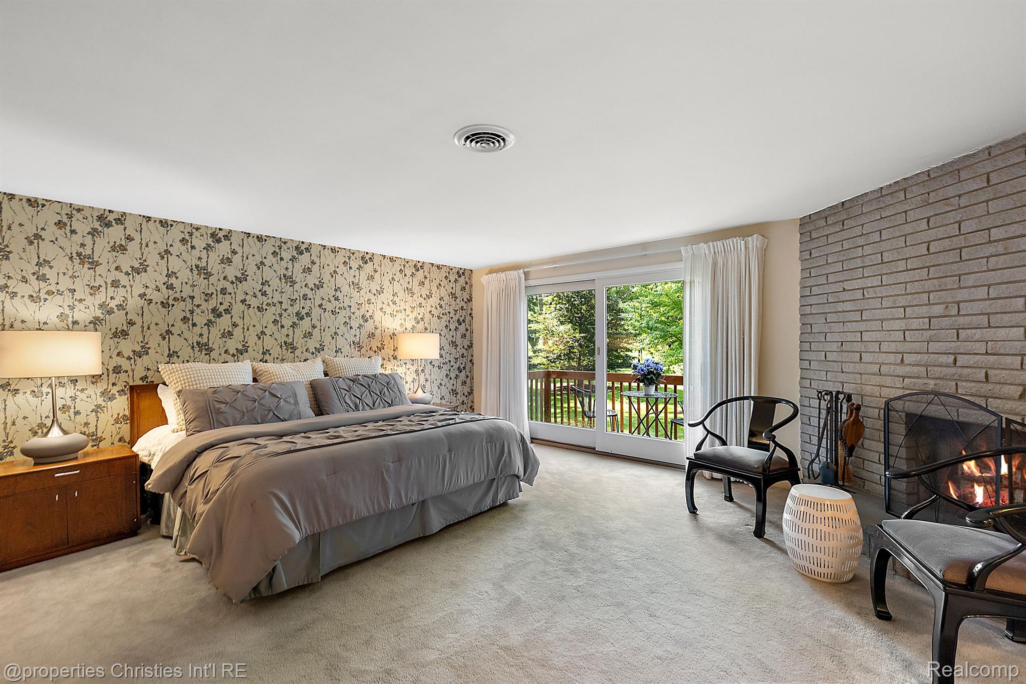 1429 Quarton Road