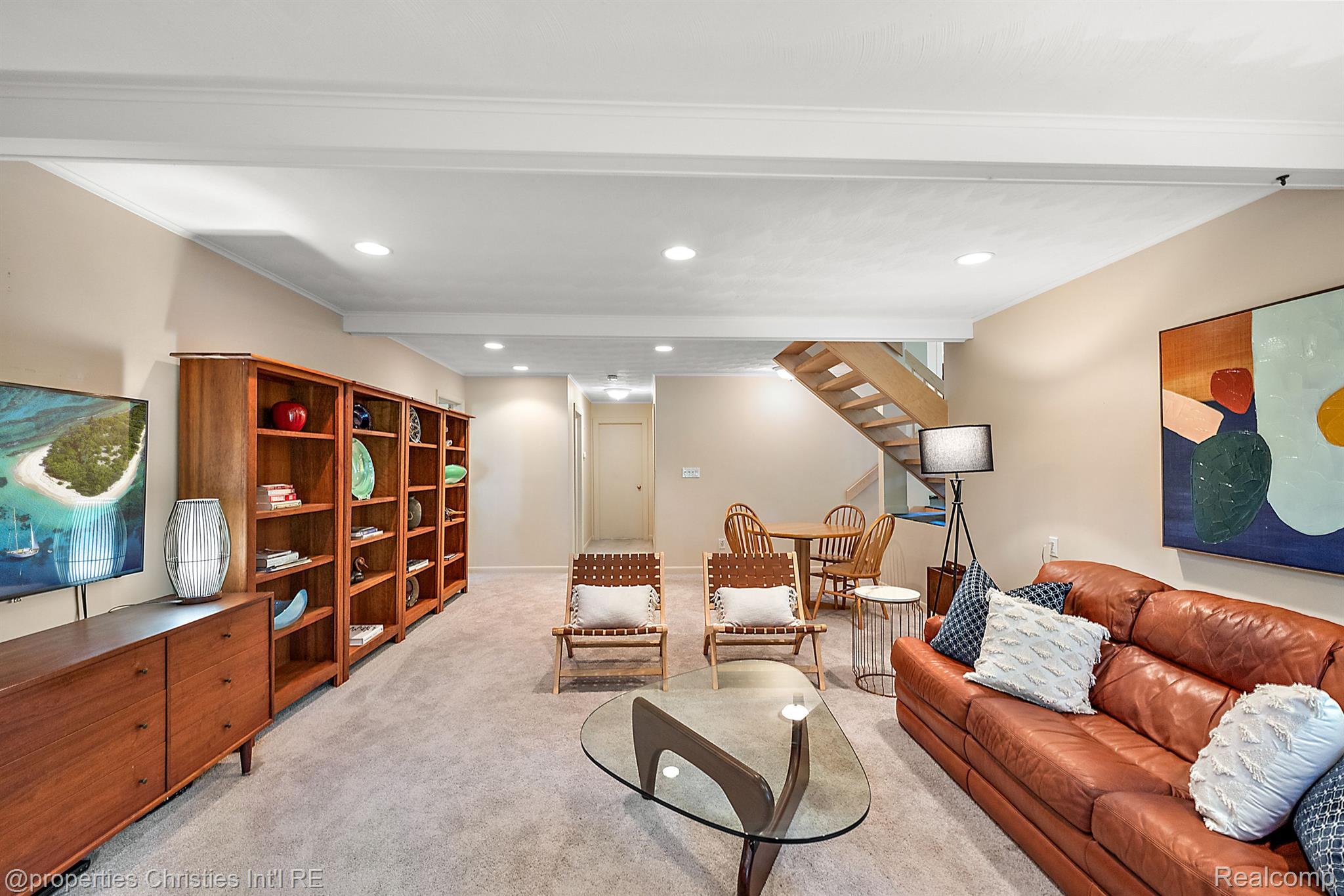 1429 Quarton Road