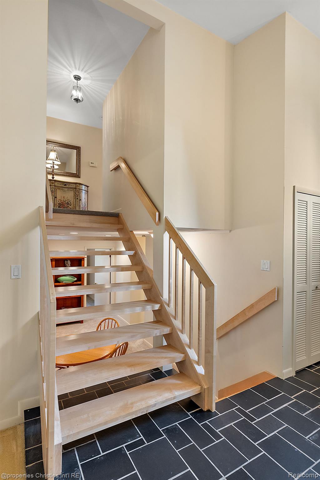 1429 Quarton Road