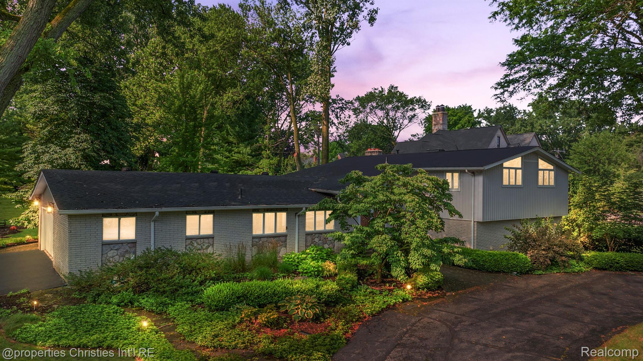 1429 Quarton Road