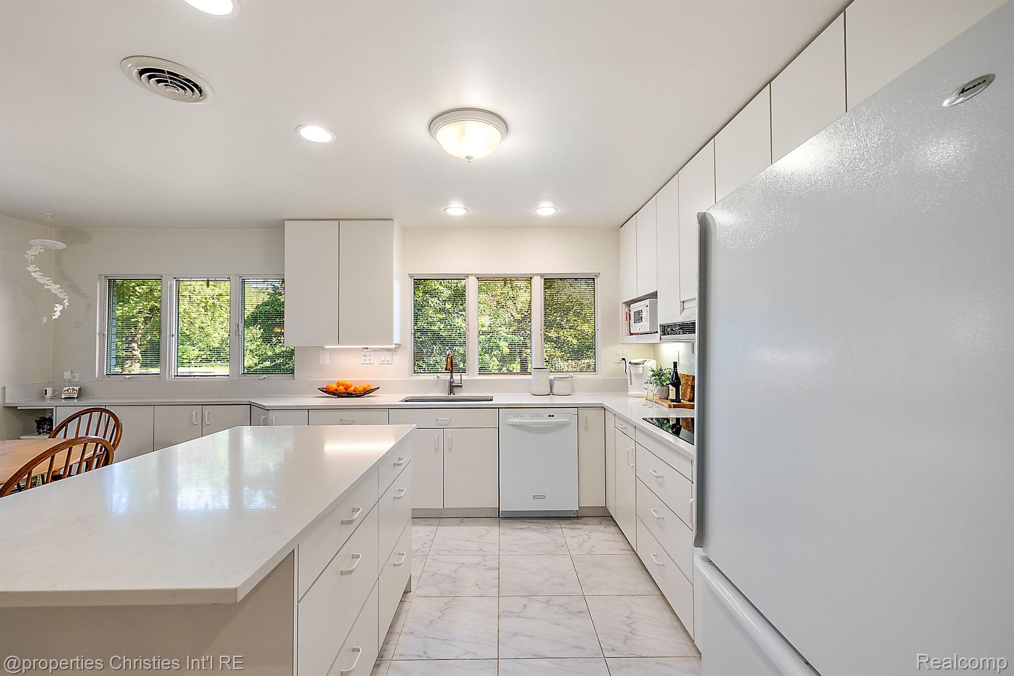 1429 Quarton Road
