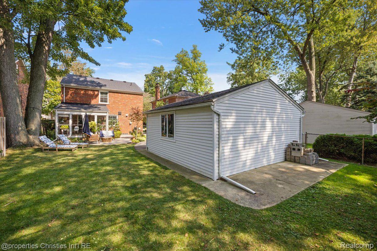 1683 Severn Road