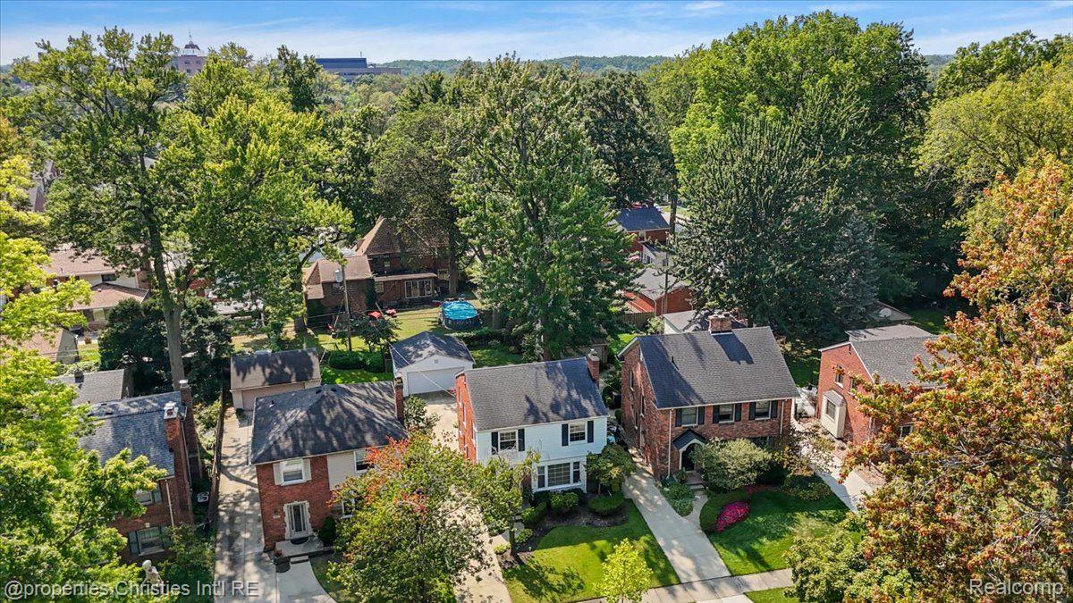 1683 Severn Road