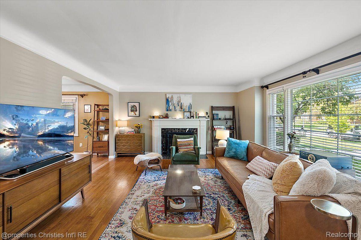 1683 Severn Road