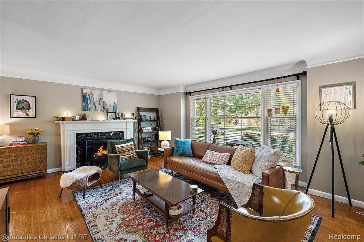1683 Severn Road