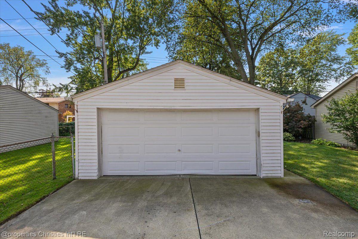 1683 Severn Road