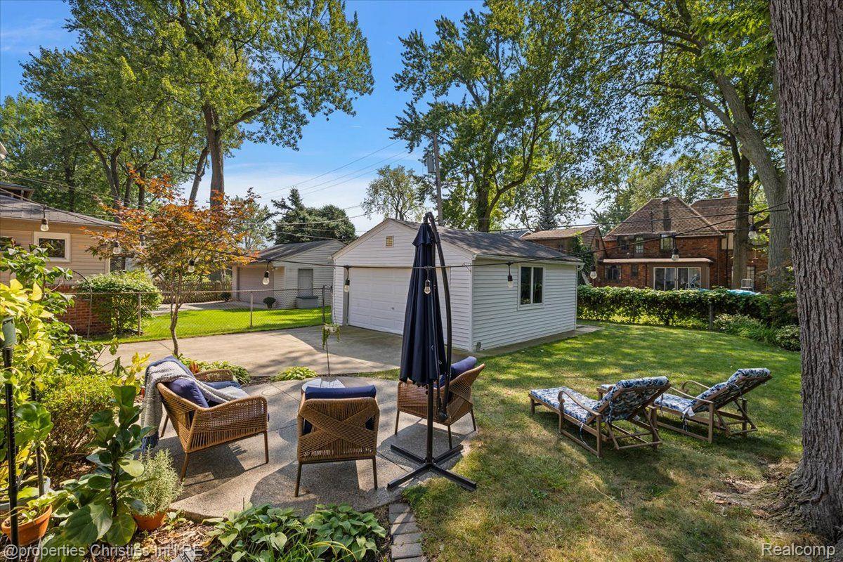 1683 Severn Road