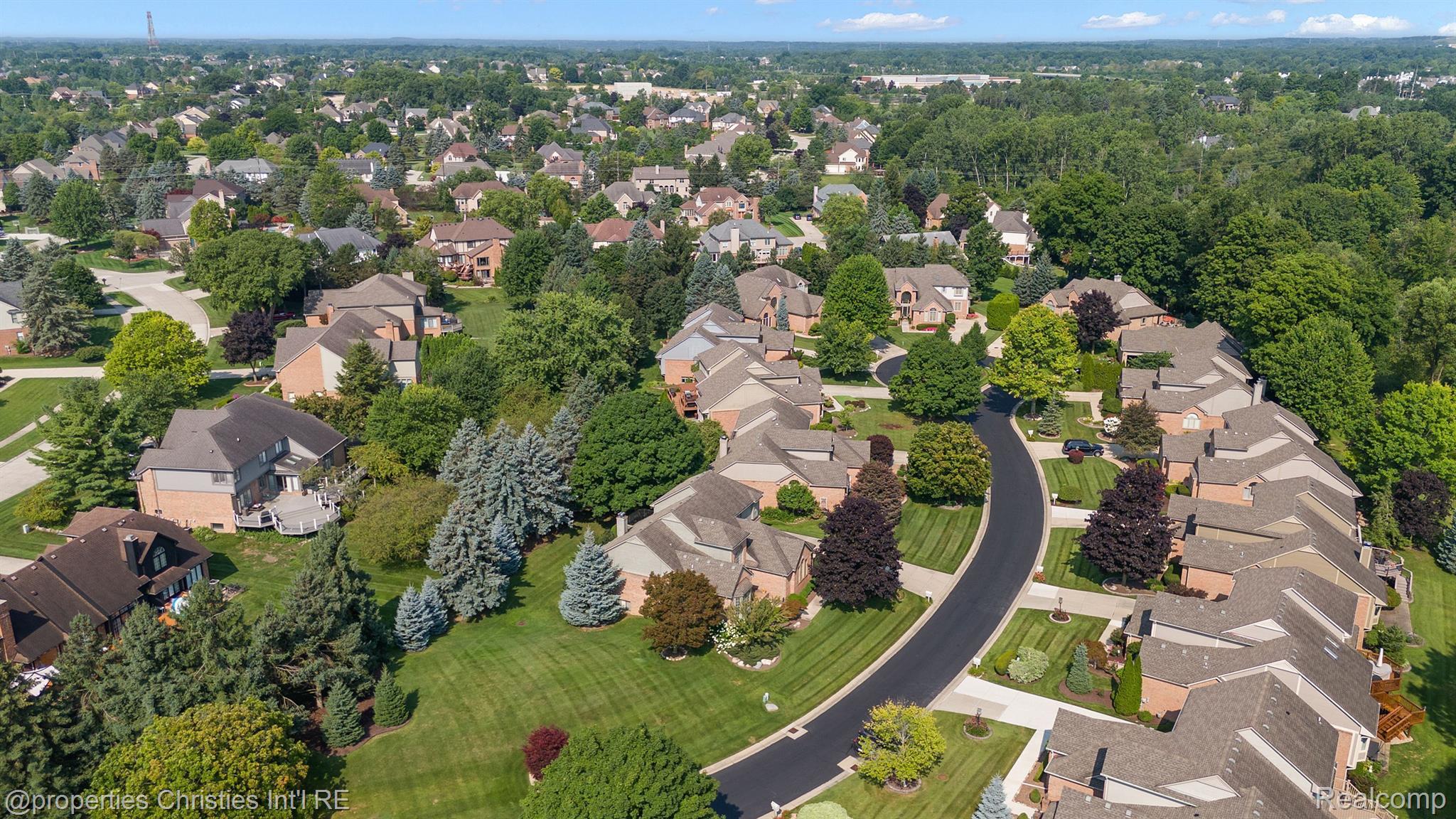 12349 Woodlands Court