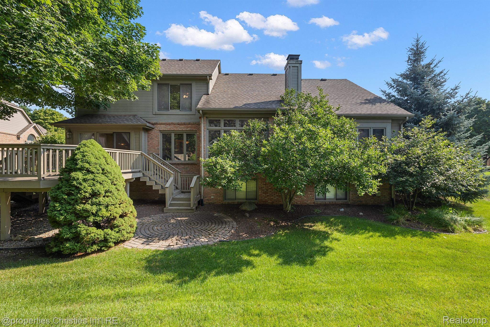 12349 Woodlands Court