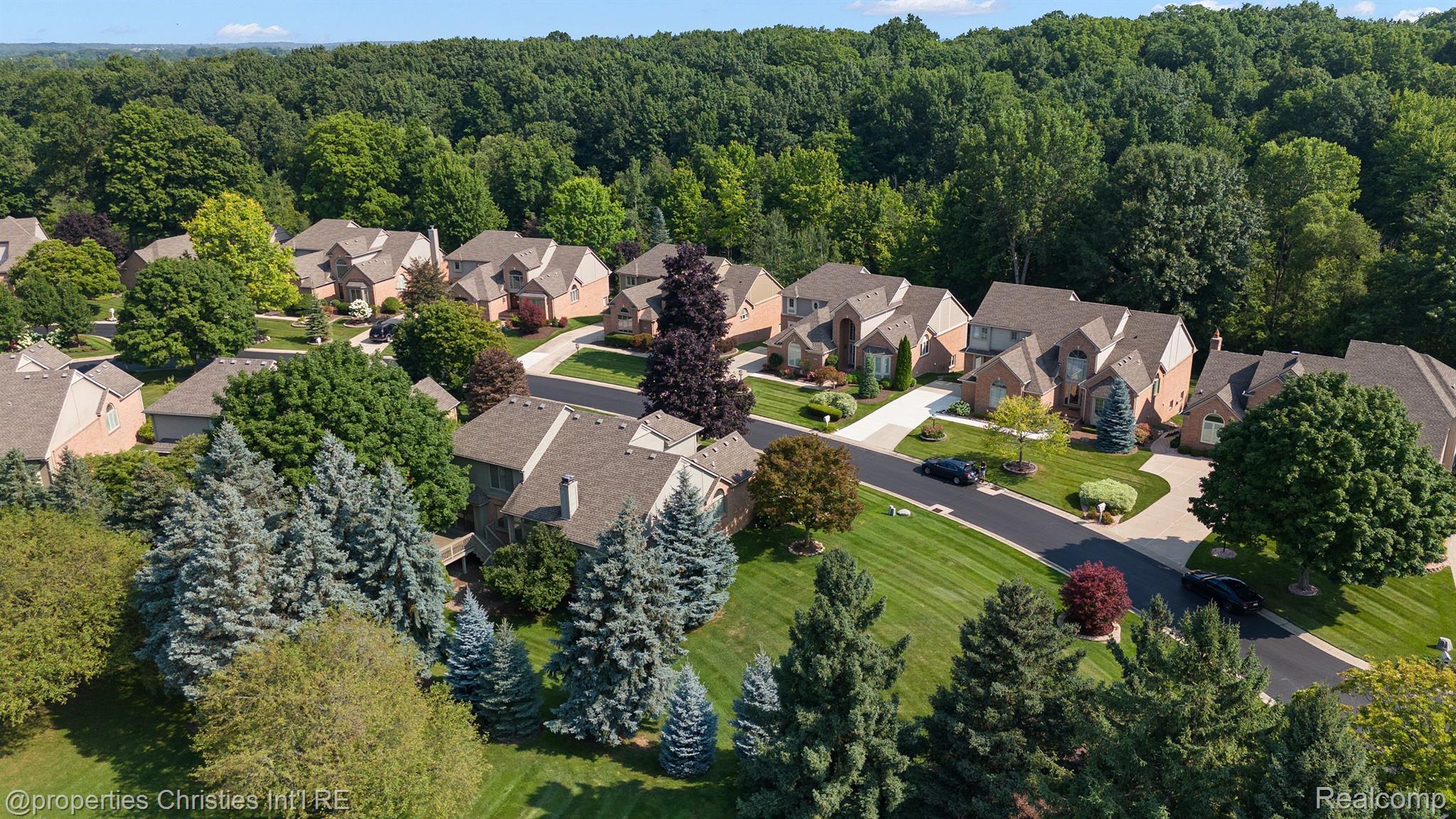 12349 Woodlands Court