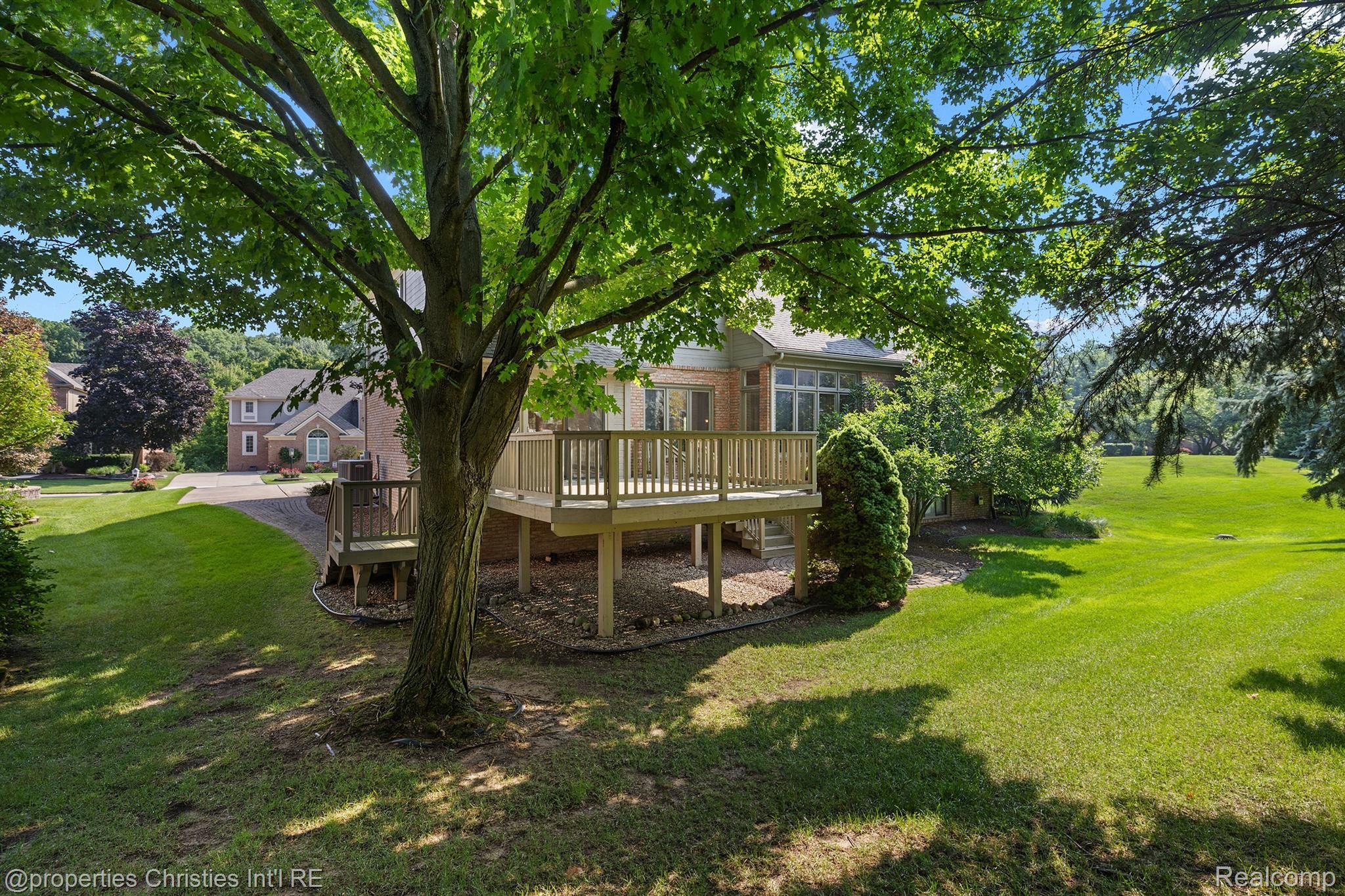 12349 Woodlands Court